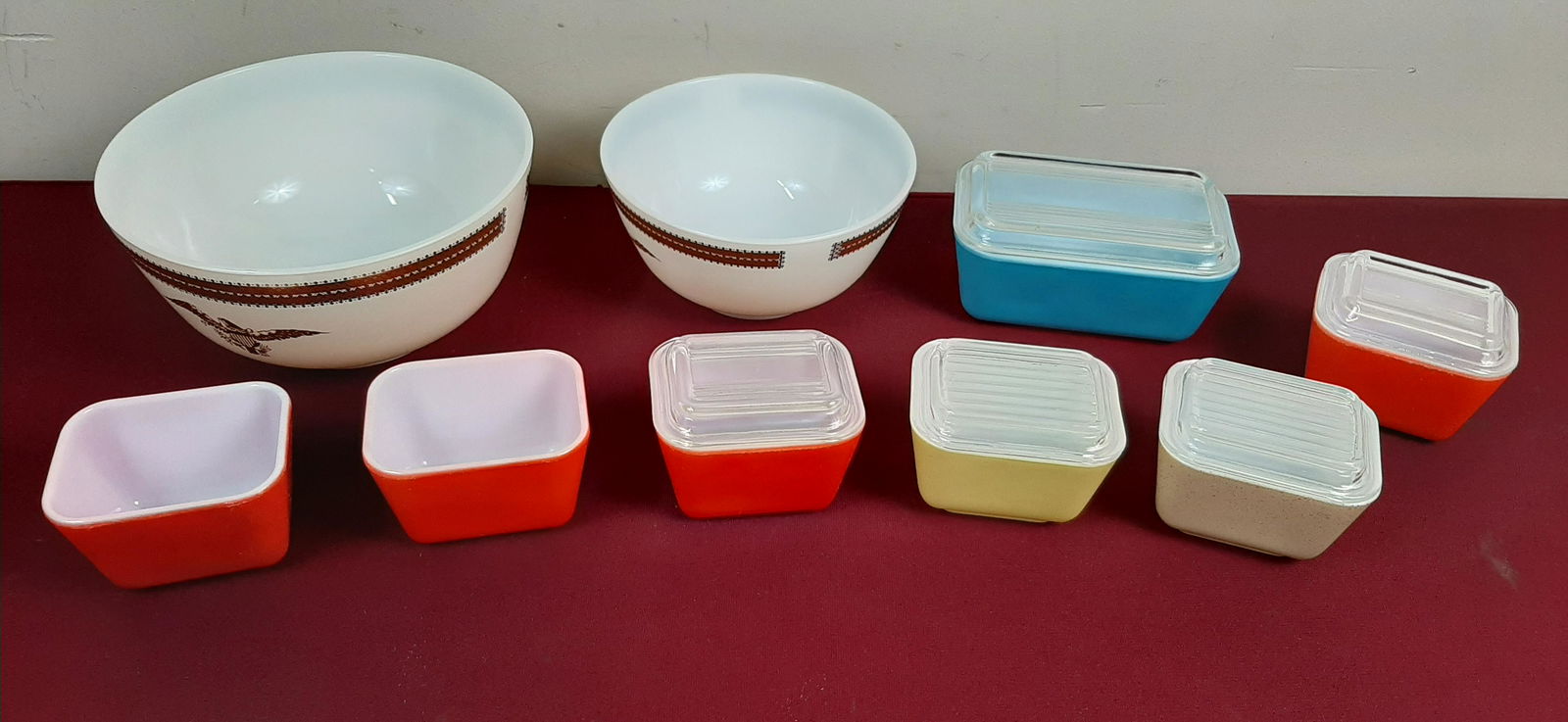 9 Pcs Pyrex (1 of 6)