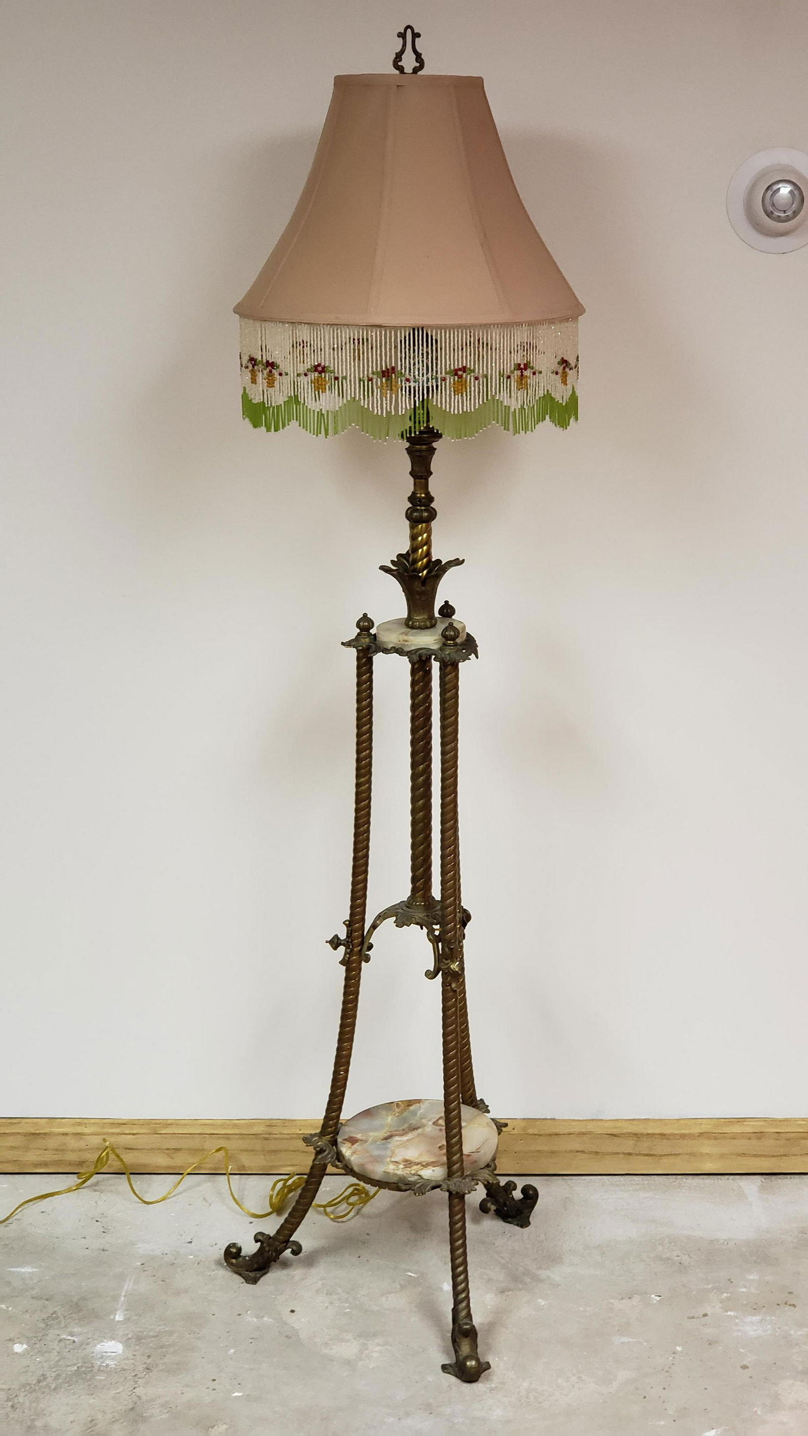Victorian Piano Lamp (1 of 2)