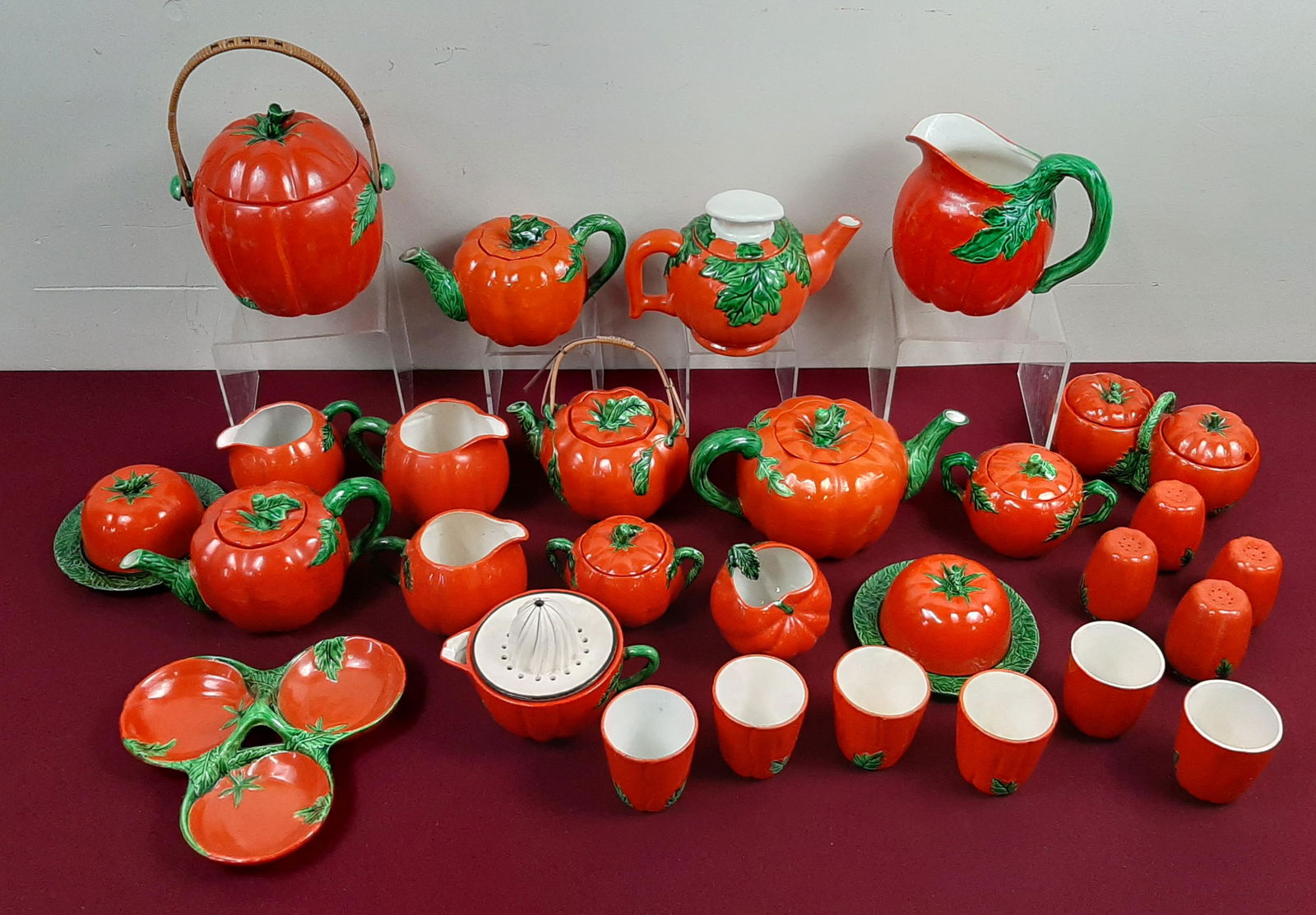 28 Pc Tomato Dishes incl  Maruhon Ware (1 of 8)
