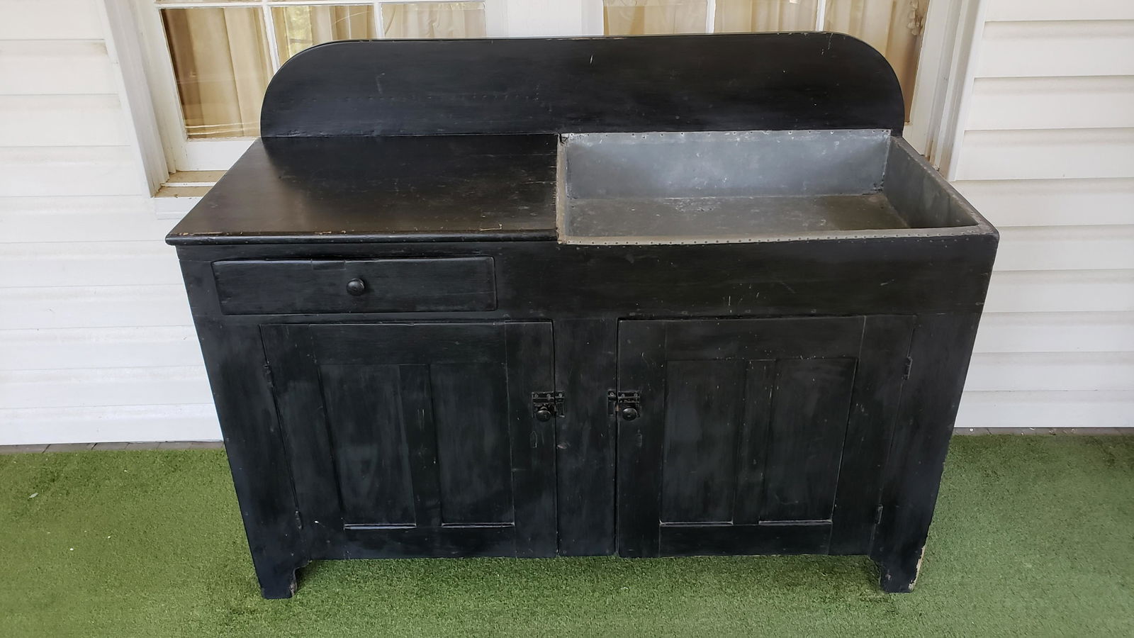 Painted Dry Sink (1 of 4)