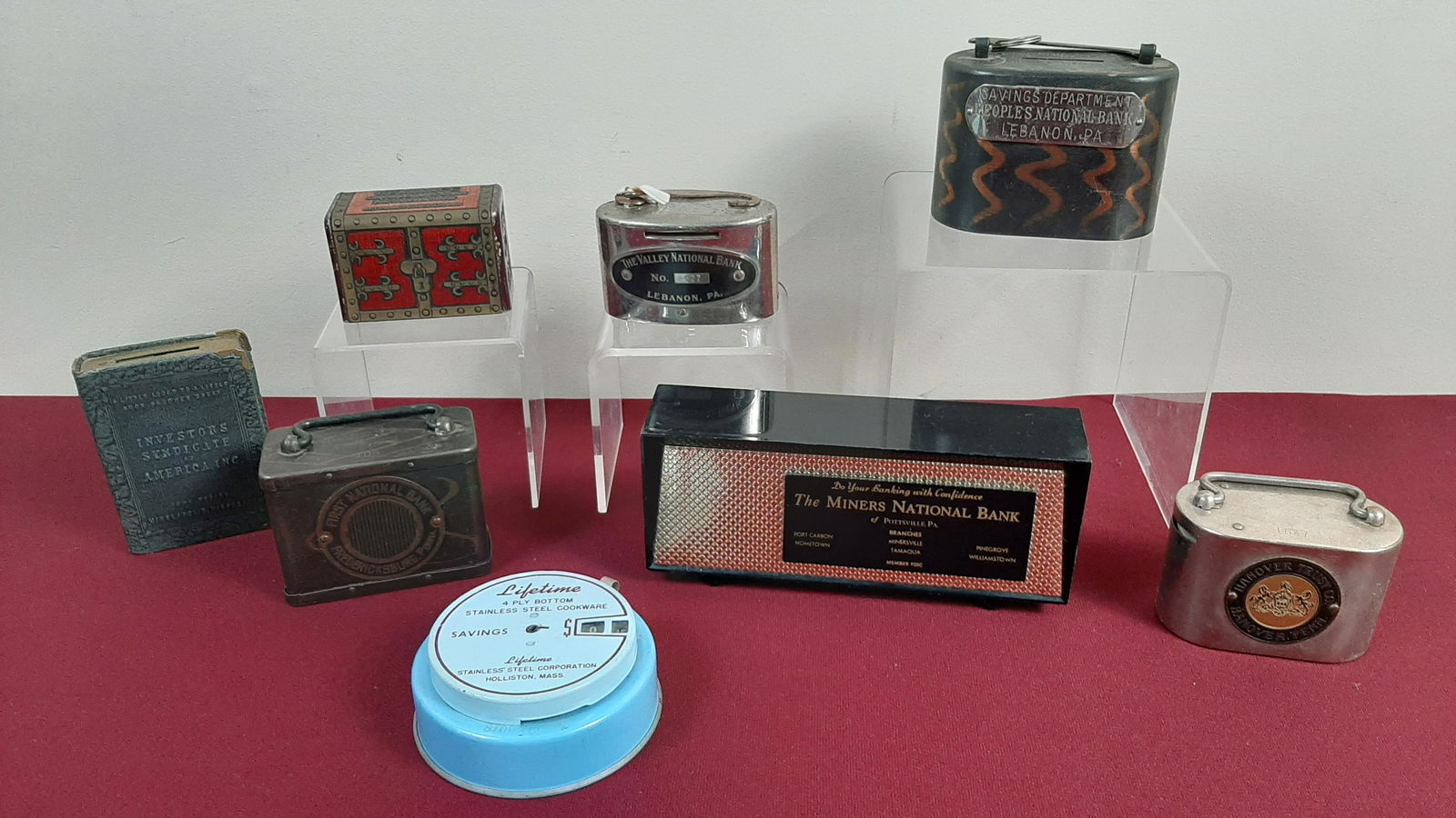 8 Bank Saving Banks (1 of 8)