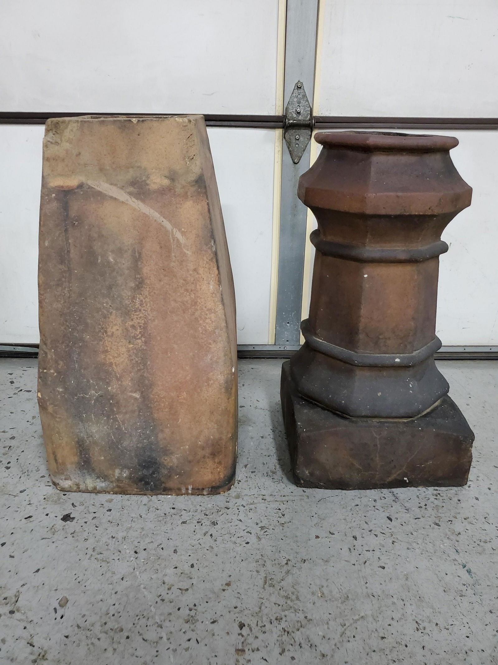 2 English Terracotta Chimney Pots (1 of 4)