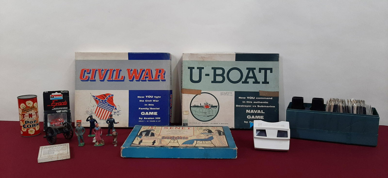 14 Vintage Toys and Games incl. Senet (1 of 8)