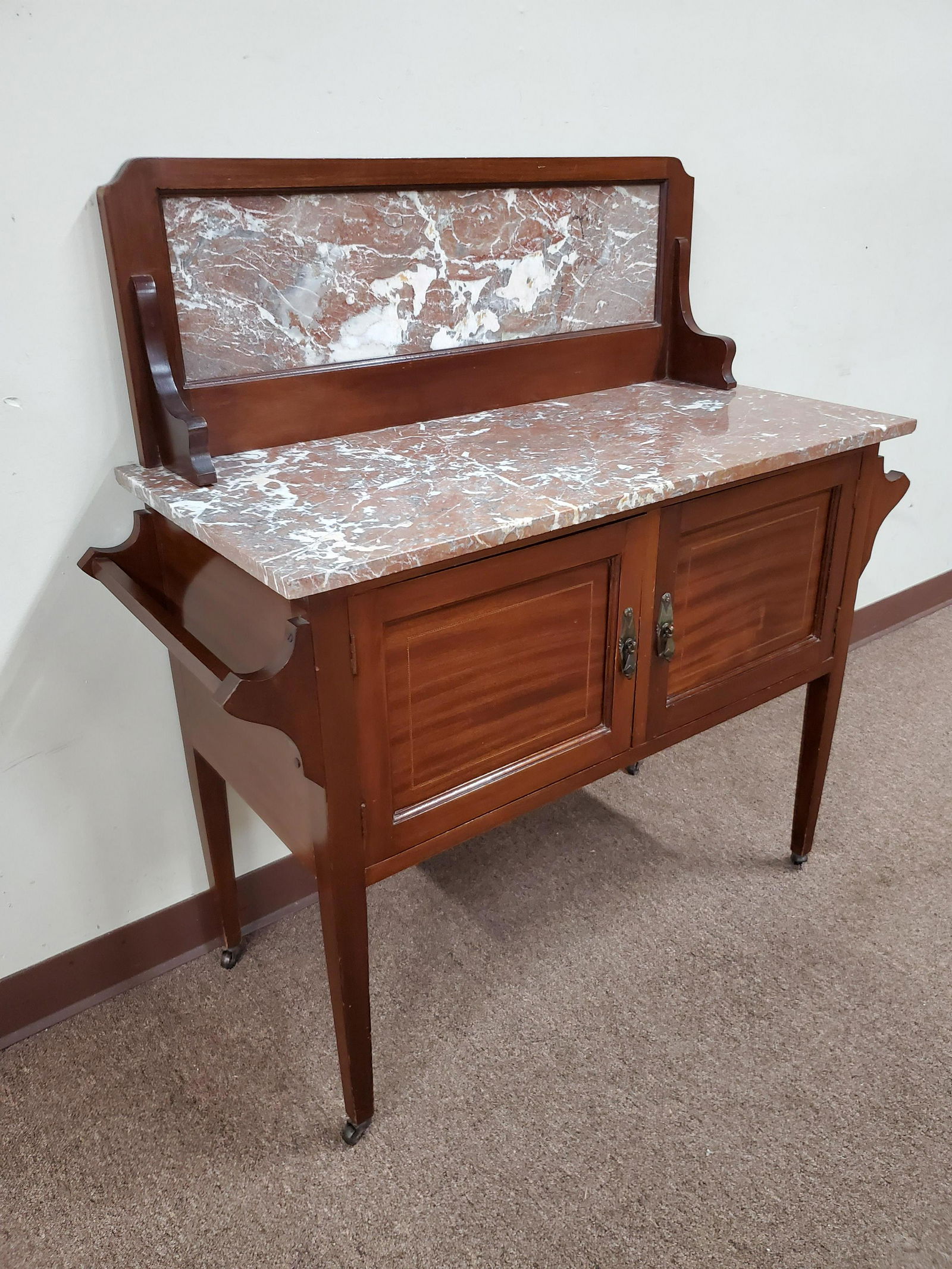 Marble Top Dry Sink (1 of 3)