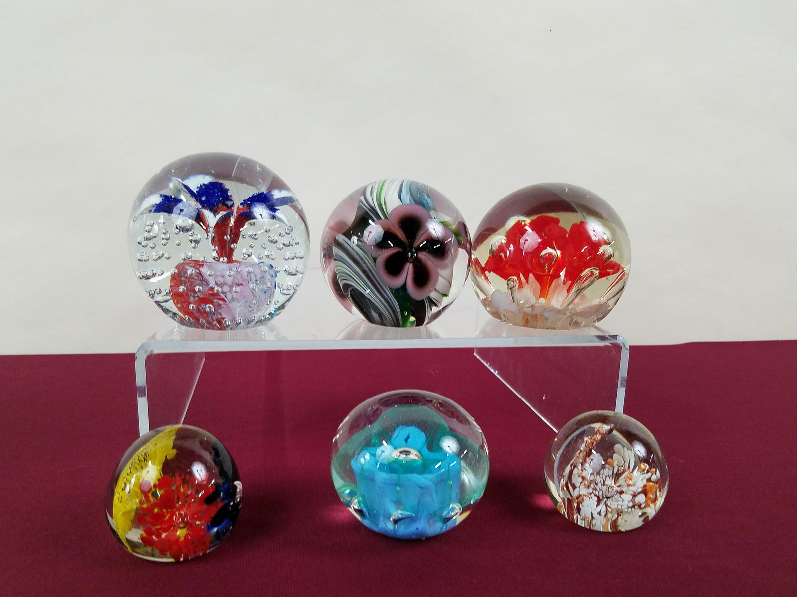 6 Art Glass Paperweights incl Wheaton Village (1 of 5)