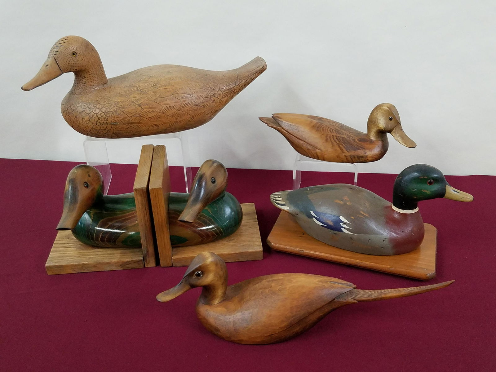 5 Duck Decoys incl Book Ends (1 of 11)