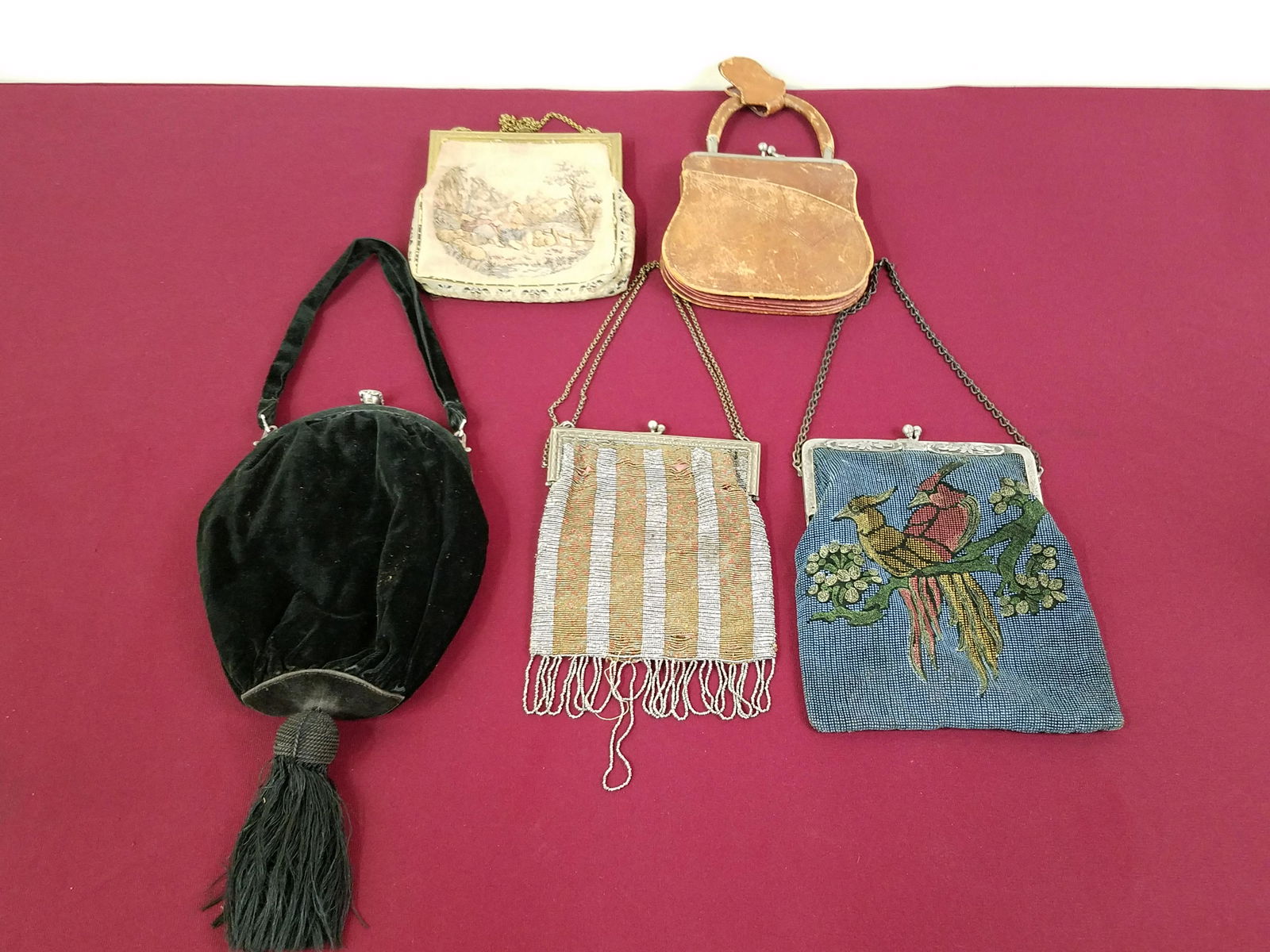 5 Vintage Purses incl Beaded and Leather (1 of 10)
