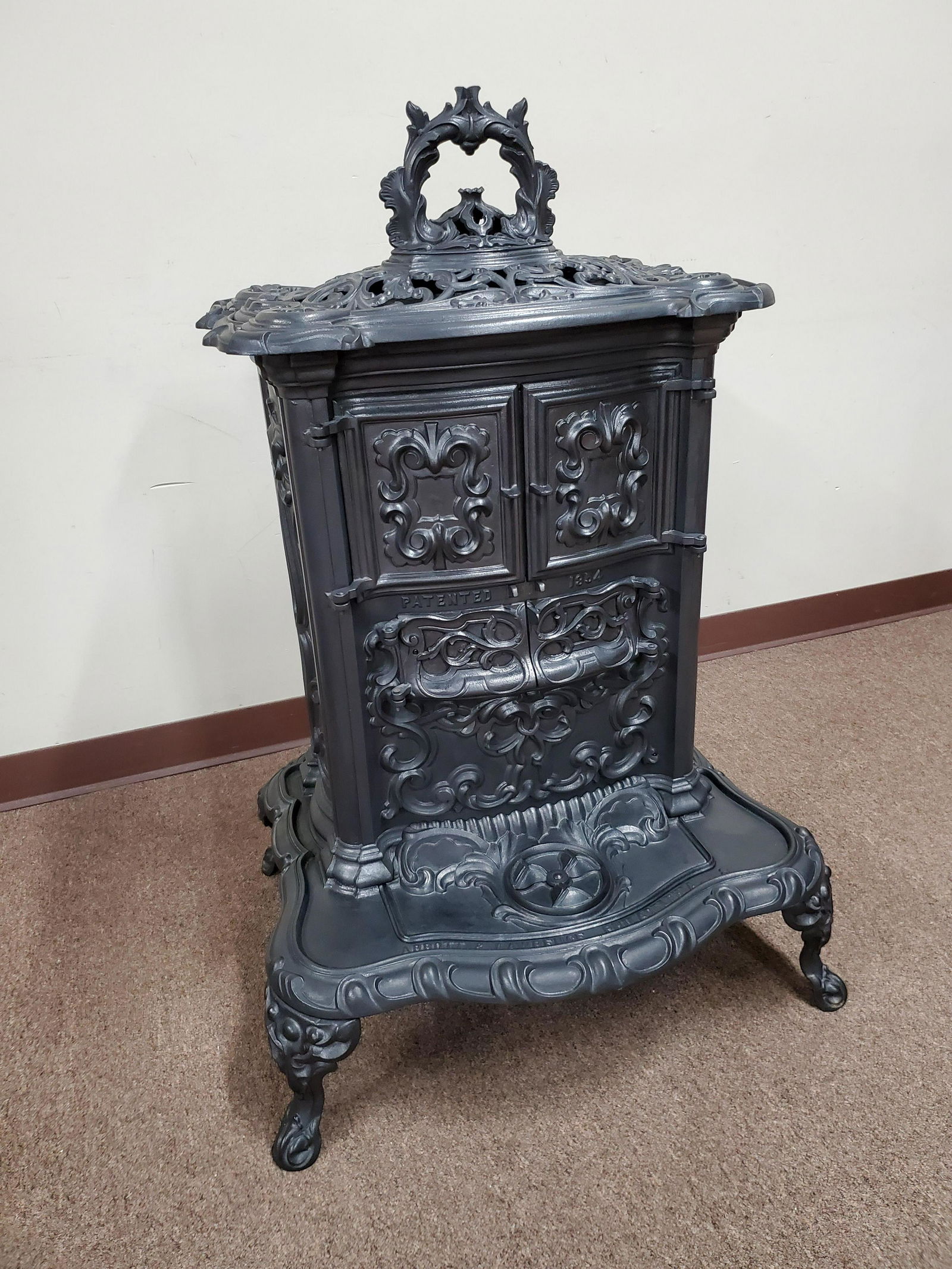 Abbott & Lawrence Cast Iron Stove (1 of 5)