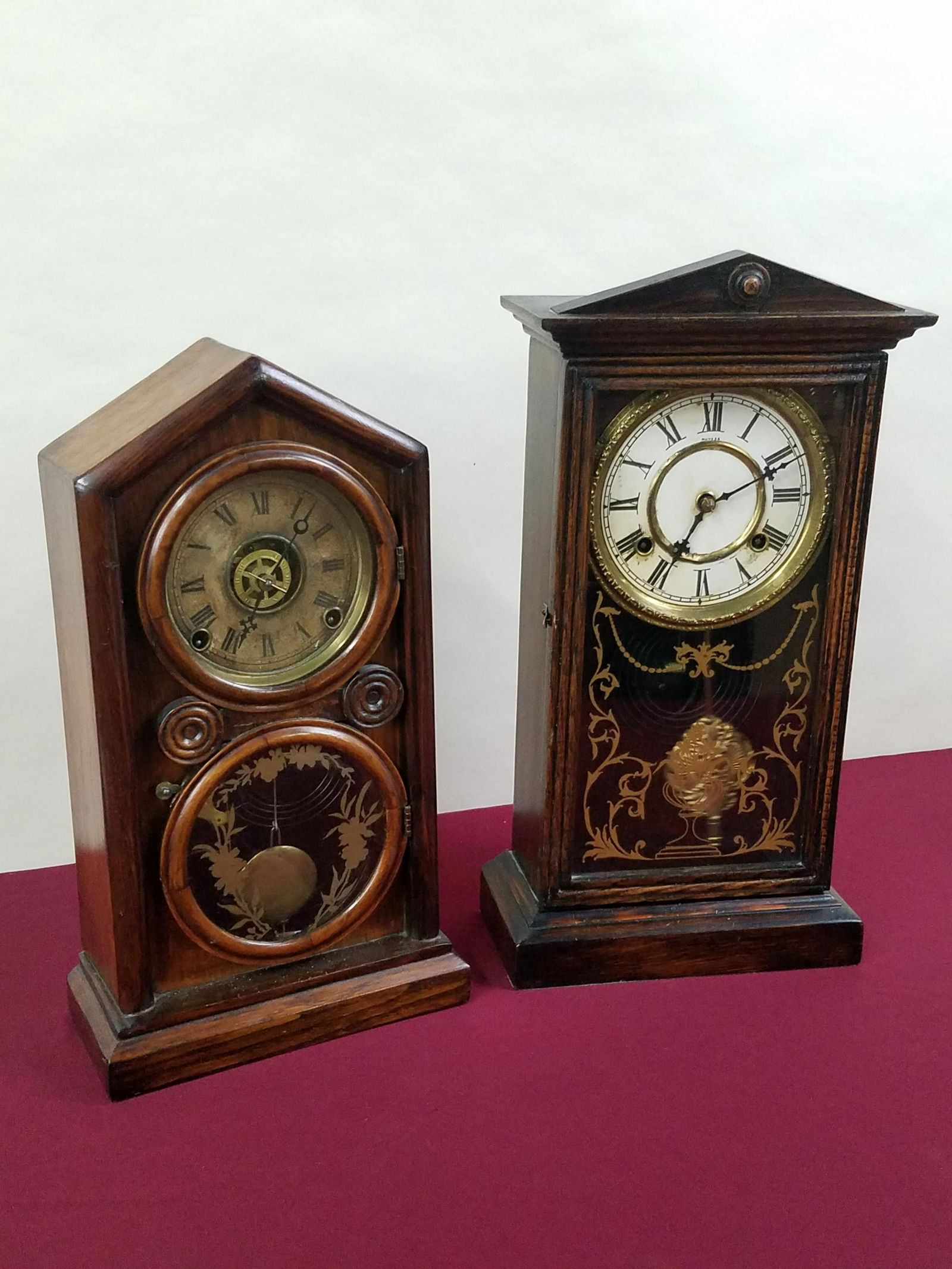 2 Mantle Clocks incl Waterbury Clock Co (1 of 8)