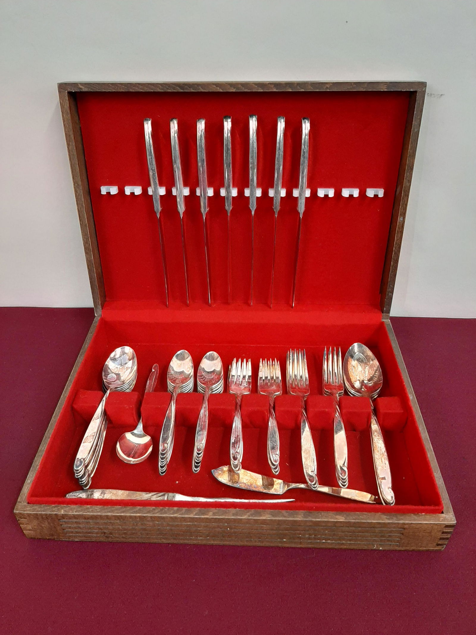 50 Pcs William A. Rogers "Sectional" Flatware (1 of 4)