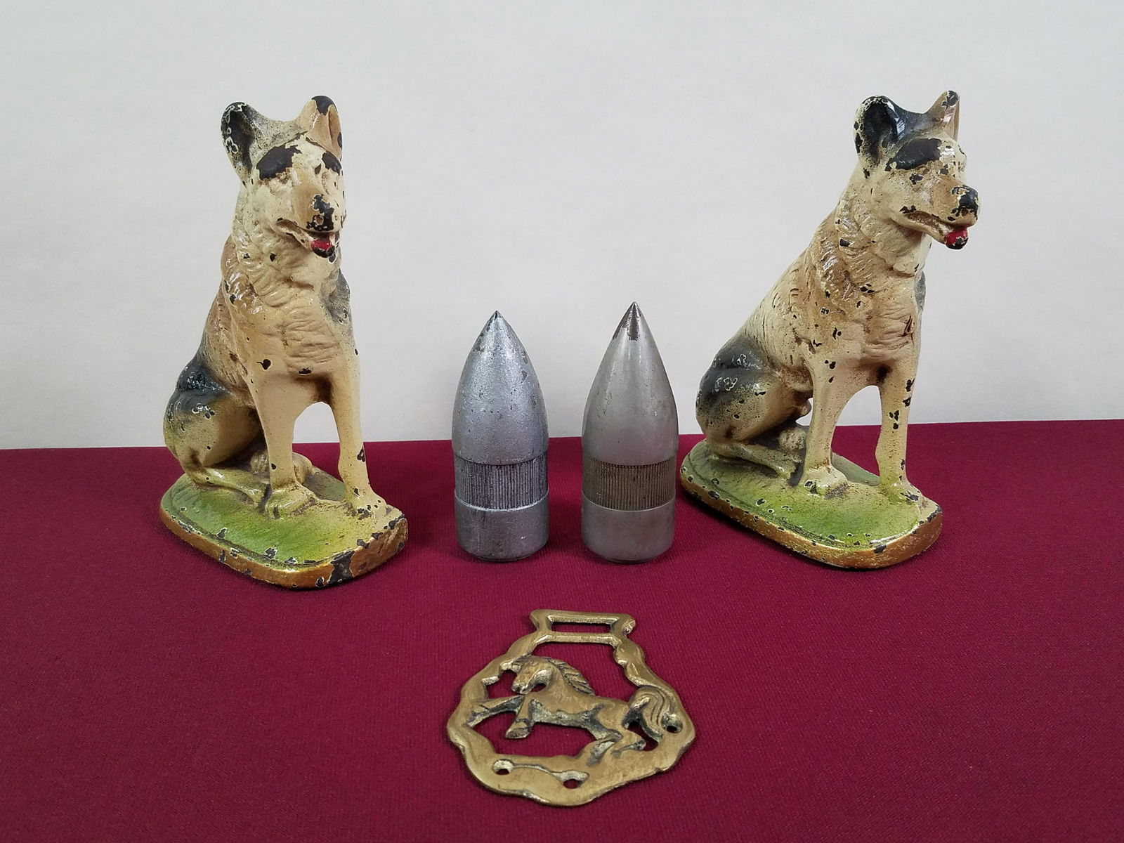 5 Pcs incl Cast Iron Dog Bookends and Ordanace (1 of 5)