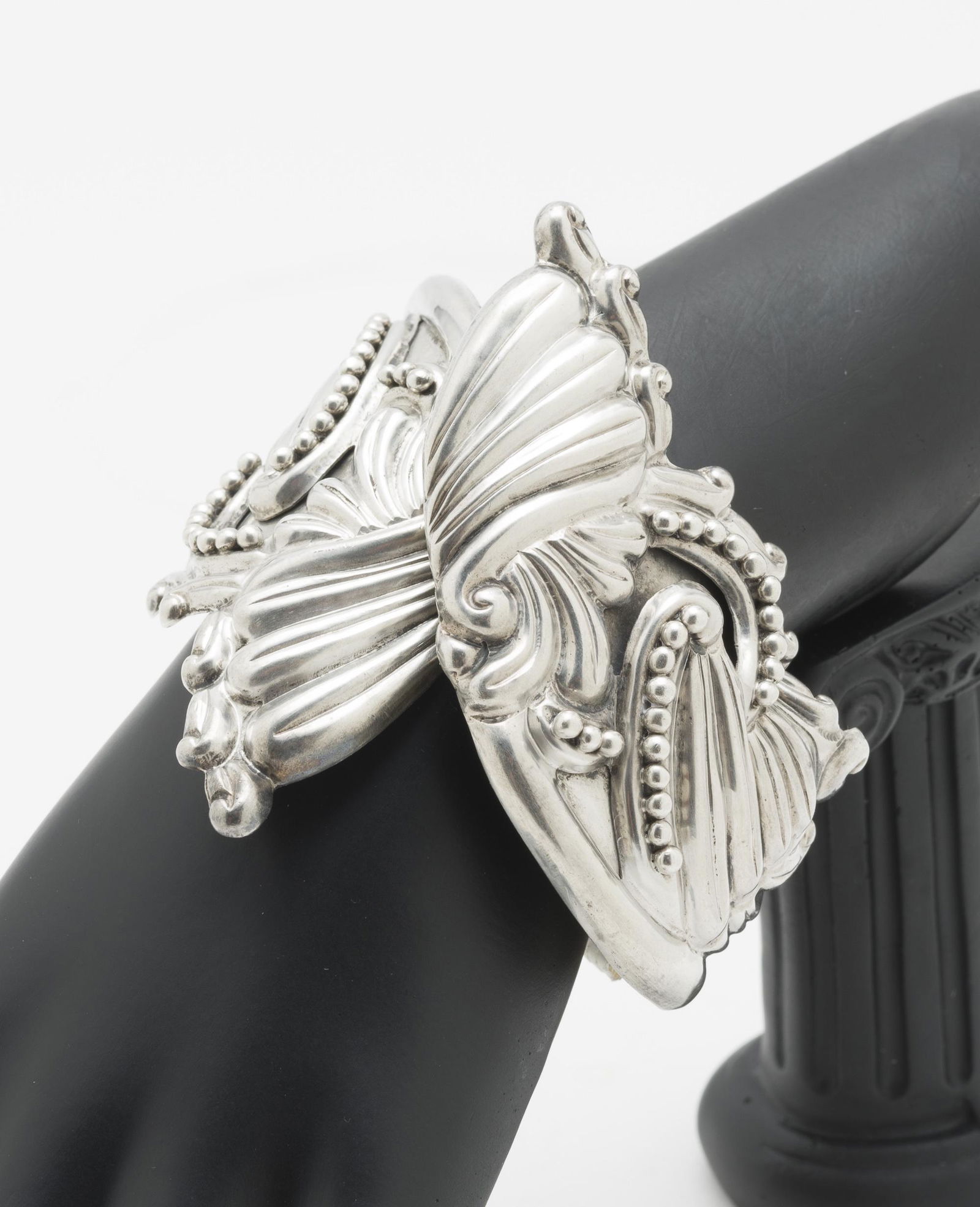 Taxco Sterling Cuff Bracelet (1 of 6)