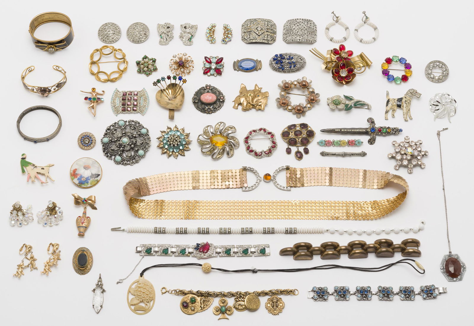 Approx 50 Pcs Vintage Jewelry (1 of 6)