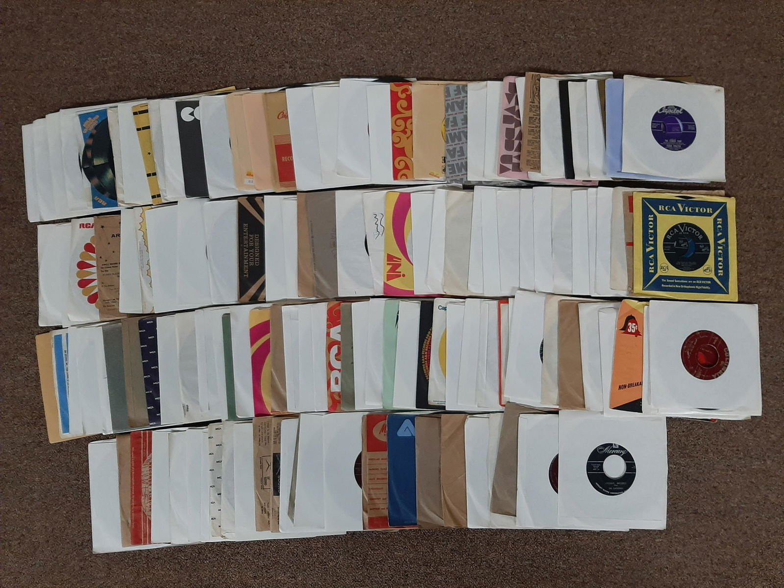 137 Jazz and Vocal 45 RPM Records incl. Sinatra (1 of 8)