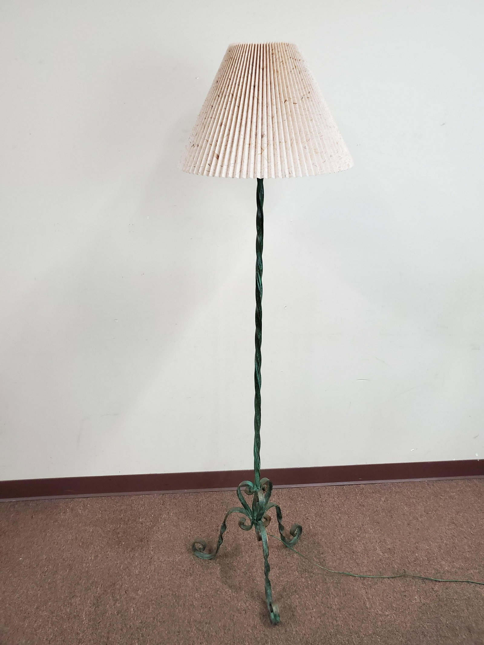 Vintage Metal Floor Lamp (1 of 2)