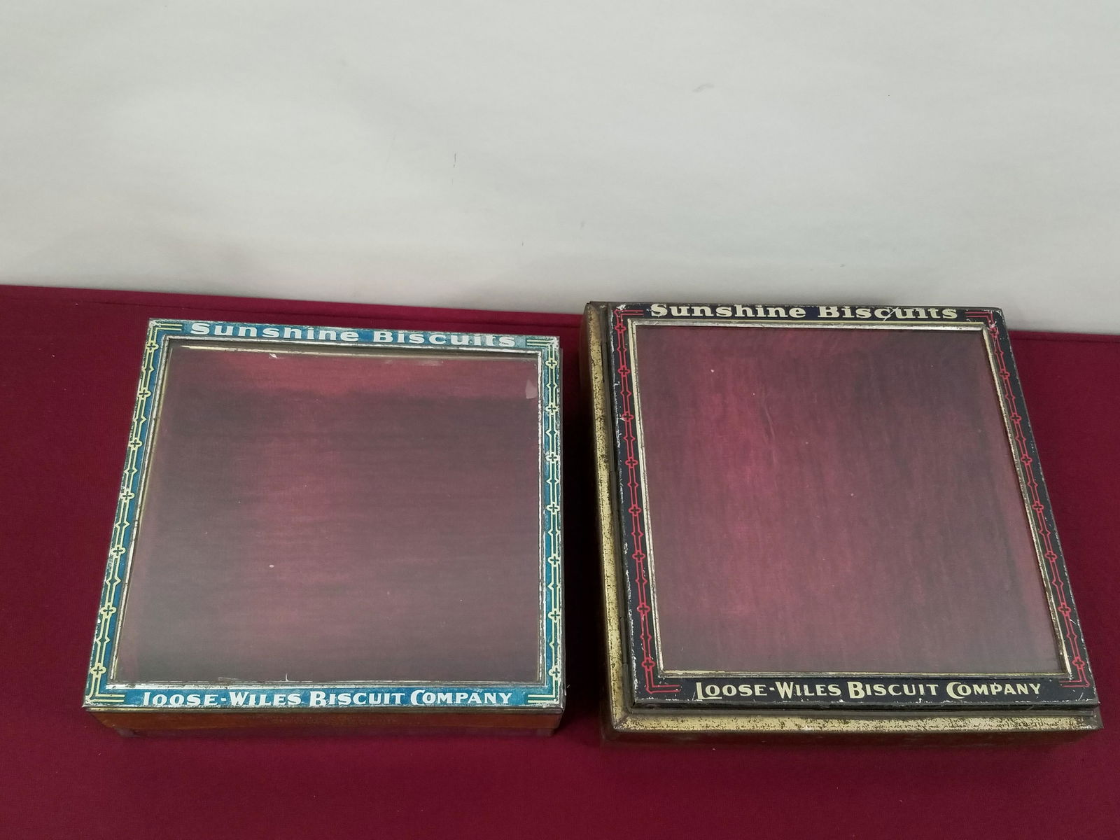 2 Sunshine Biscuit Boxes (1 of 3)