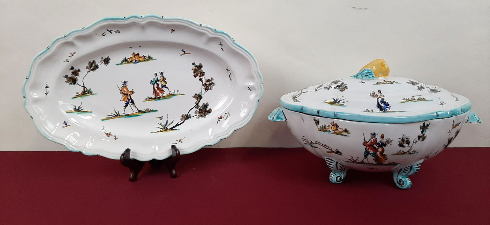 2 Pcs Italian Faience Ceramics (1 of 6)