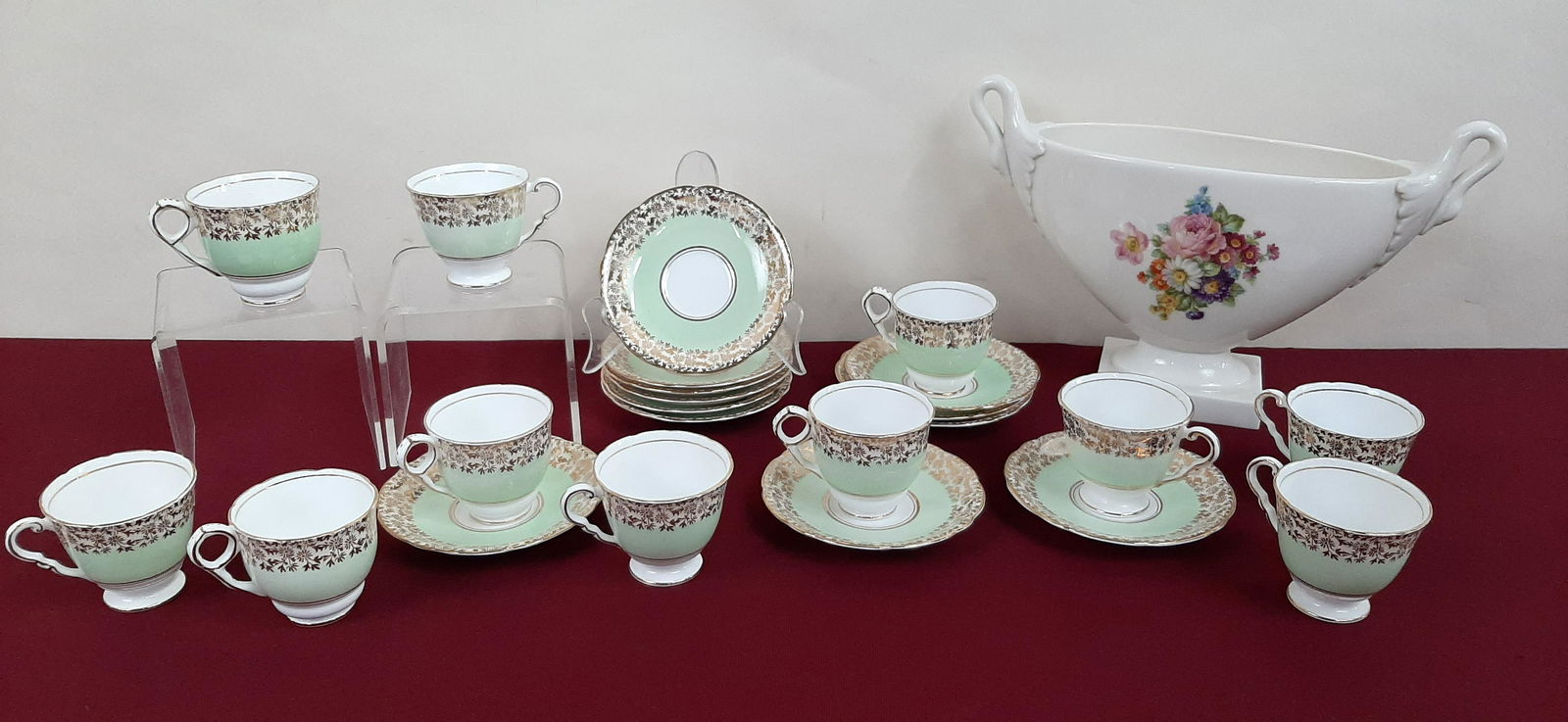 24 Pcs incl. Royal Stafford Tea Set (1 of 5)