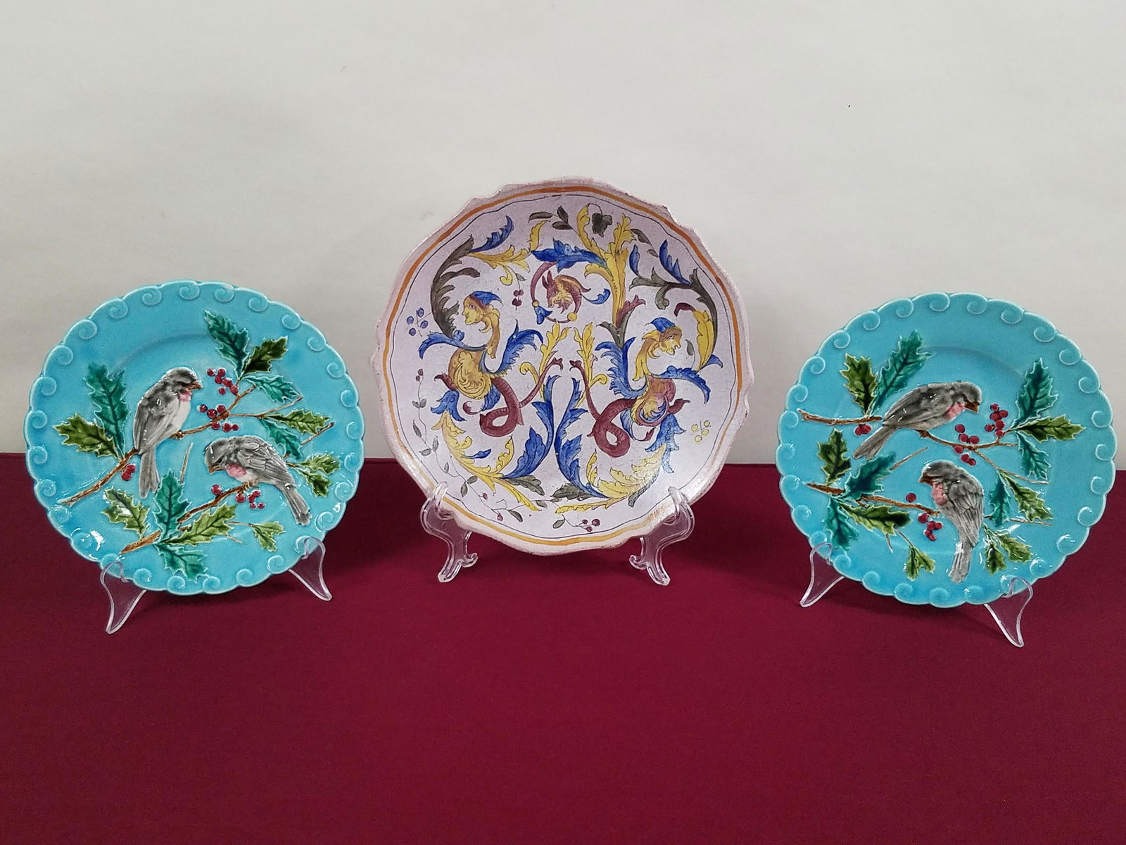3 Ceramic Plates incl Majolica (1 of 5)
