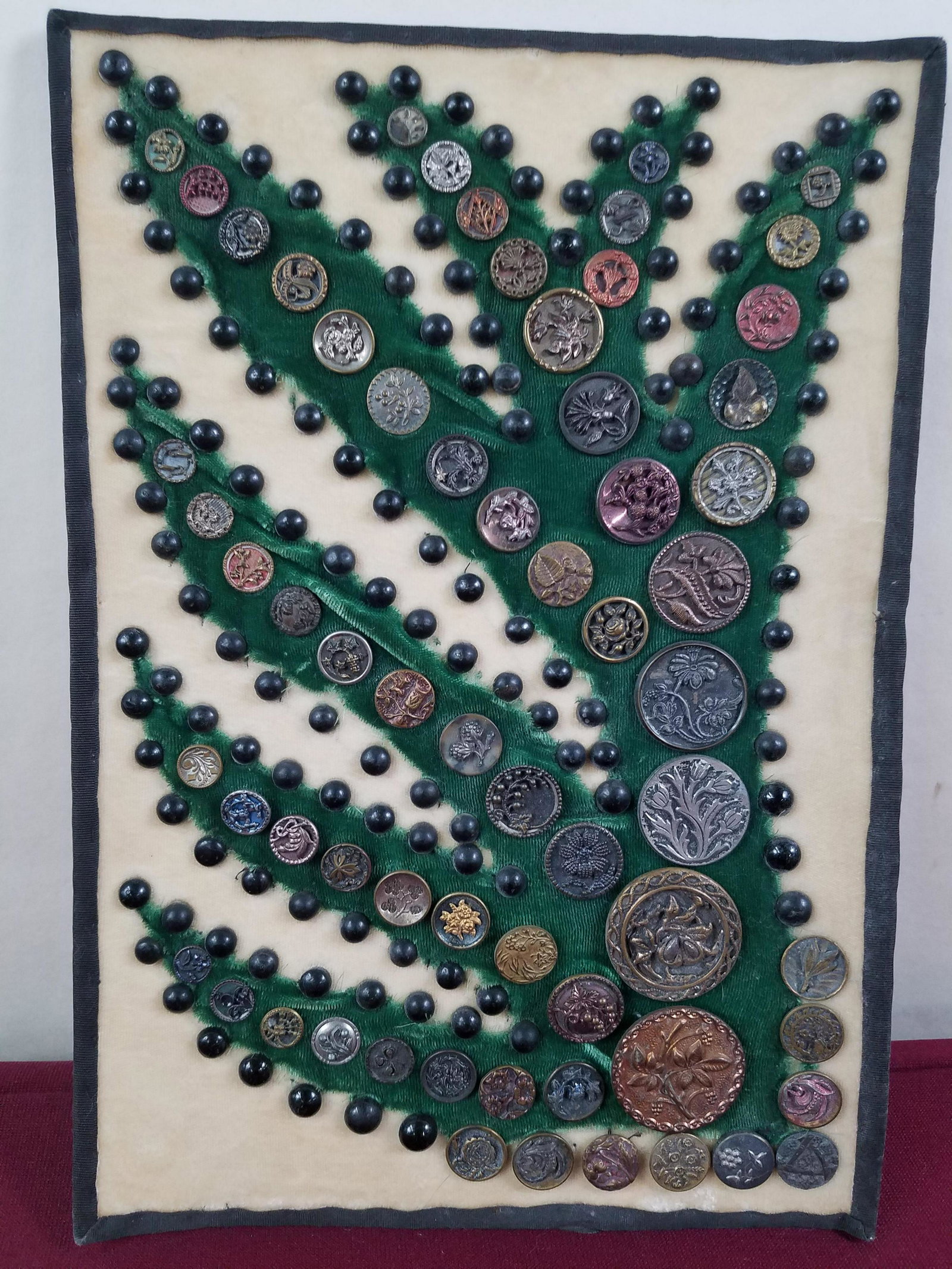 Large Vintage Button Collection: Include metal, bone, carved, bakelite, mother of pearl, plastic, wood and buckles. Various sizes. IMPORTANT: Before bidding, please read the terms and conditions below. When you registered for the auc