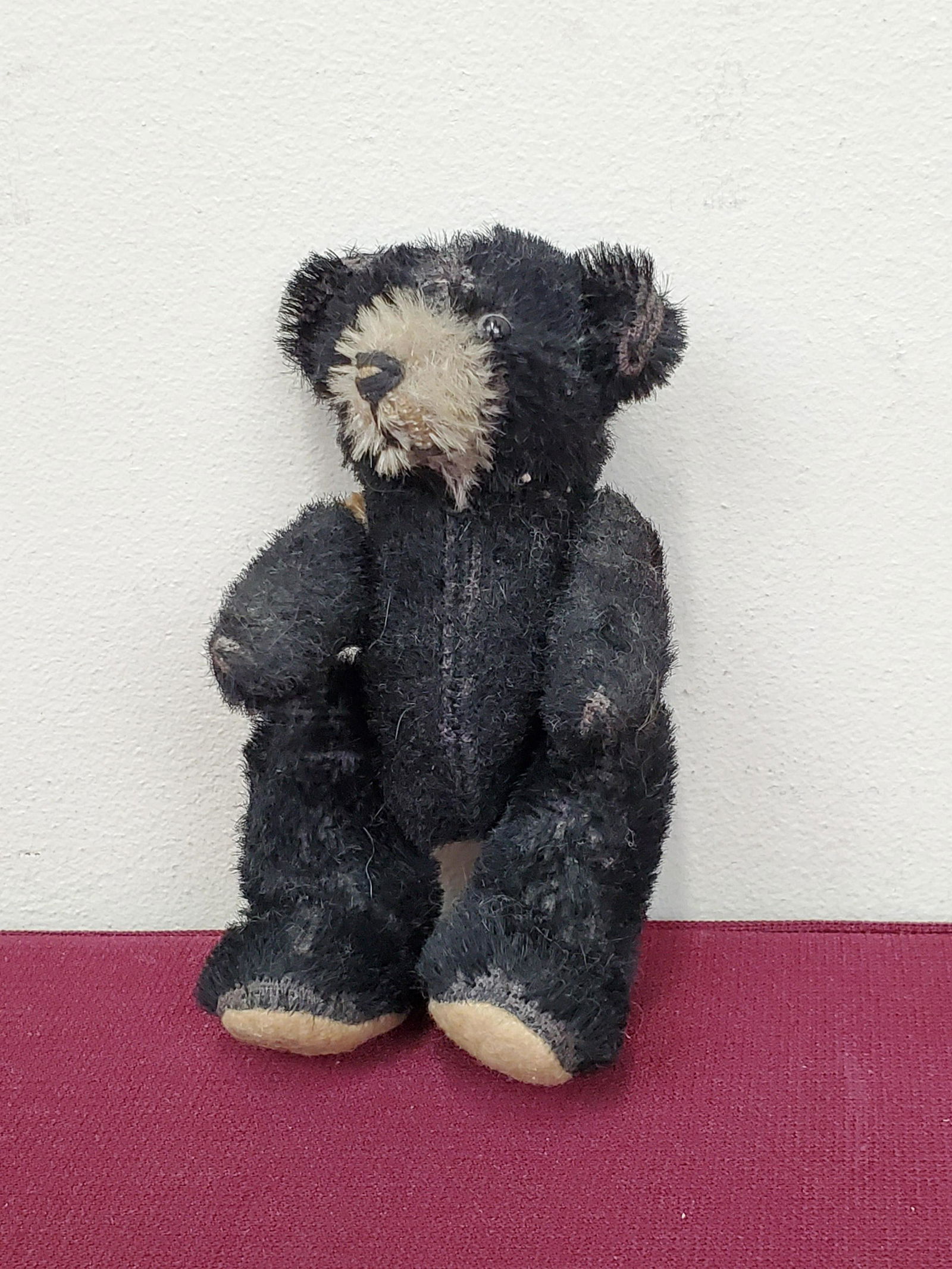 Antique Miniature Black Bear (1 of 9)
