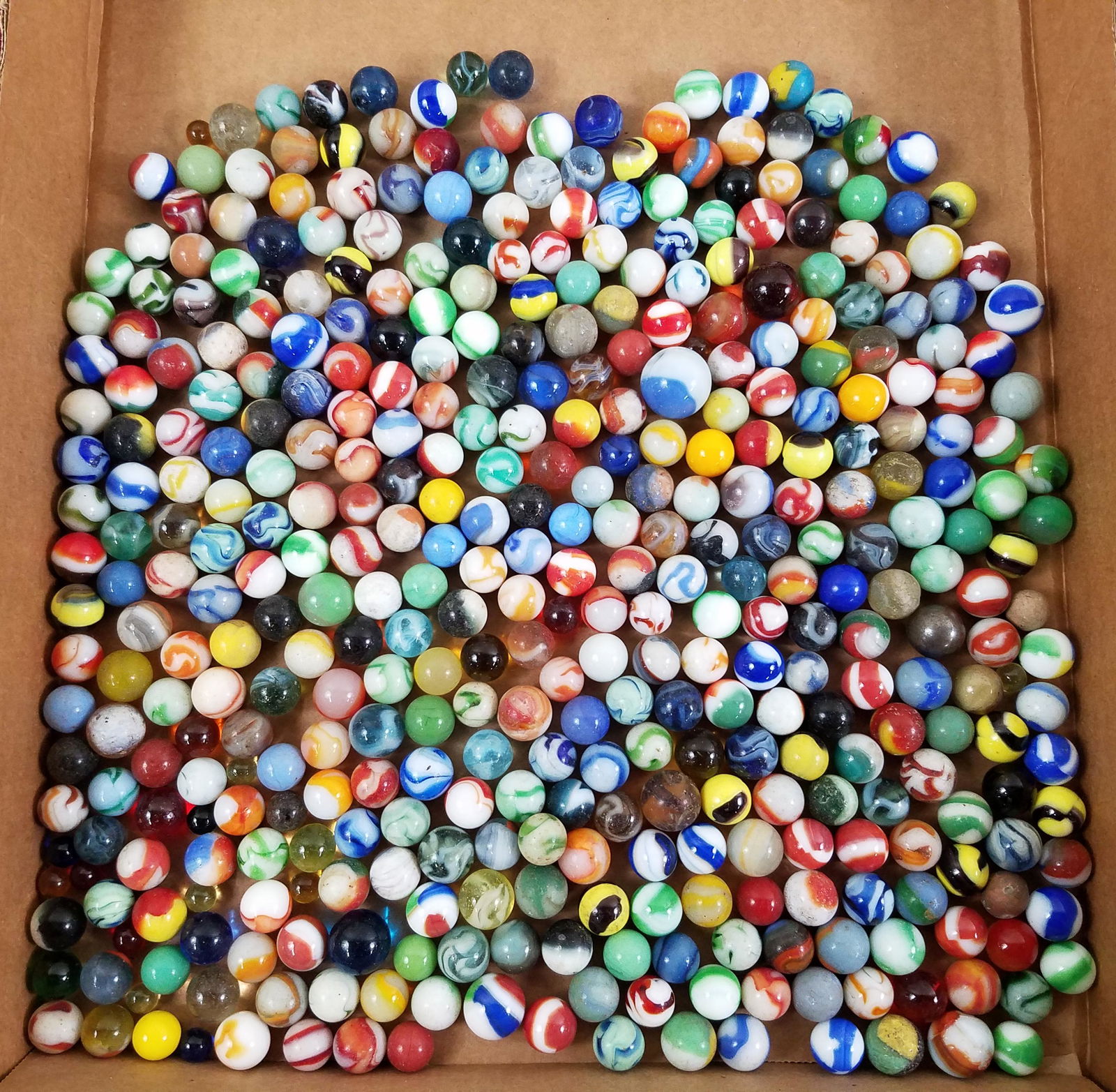 756 Pcs Marble Collection (1 of 2)