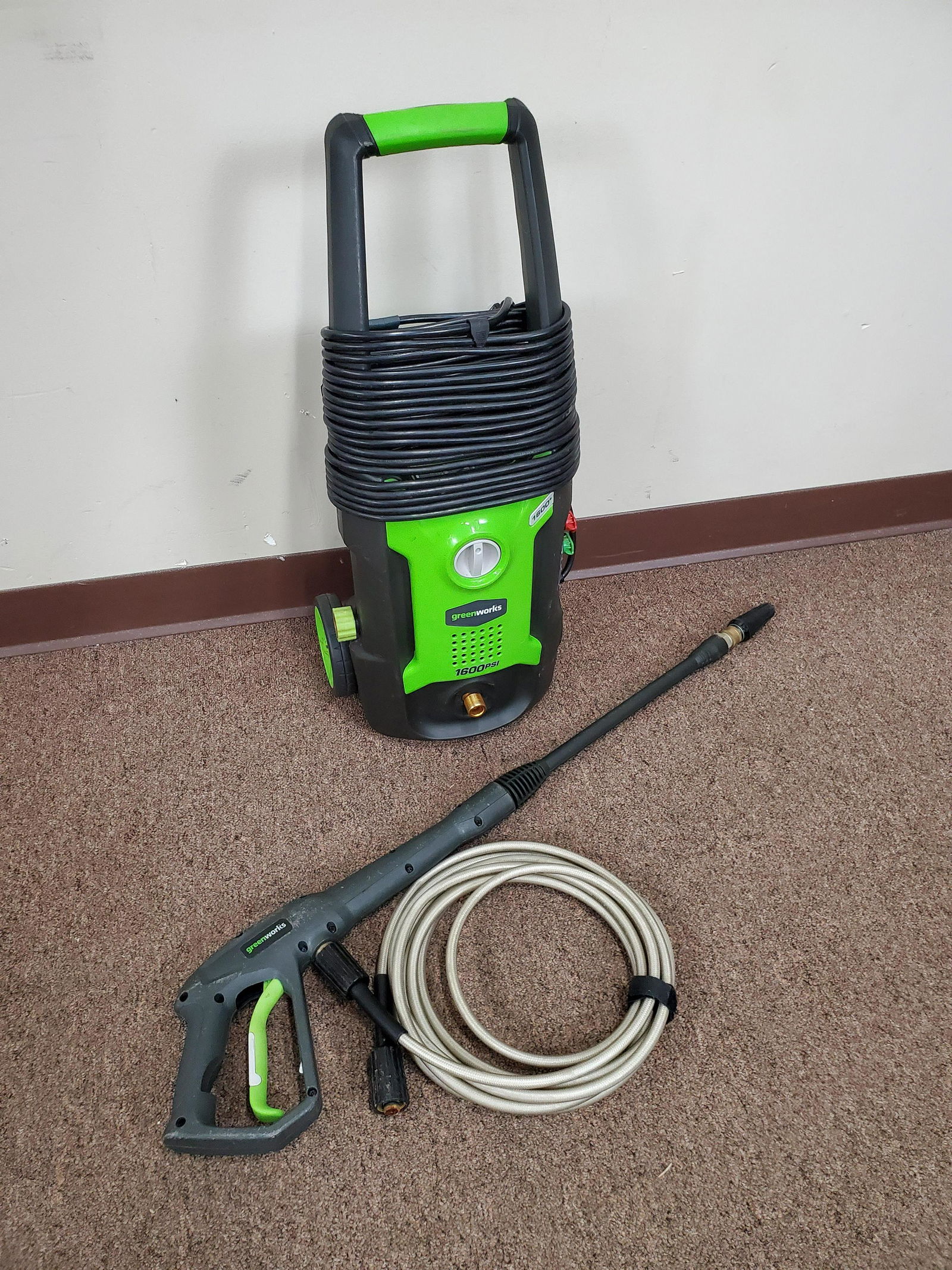 Greenworks 1600psi Power Washer (1 of 2)