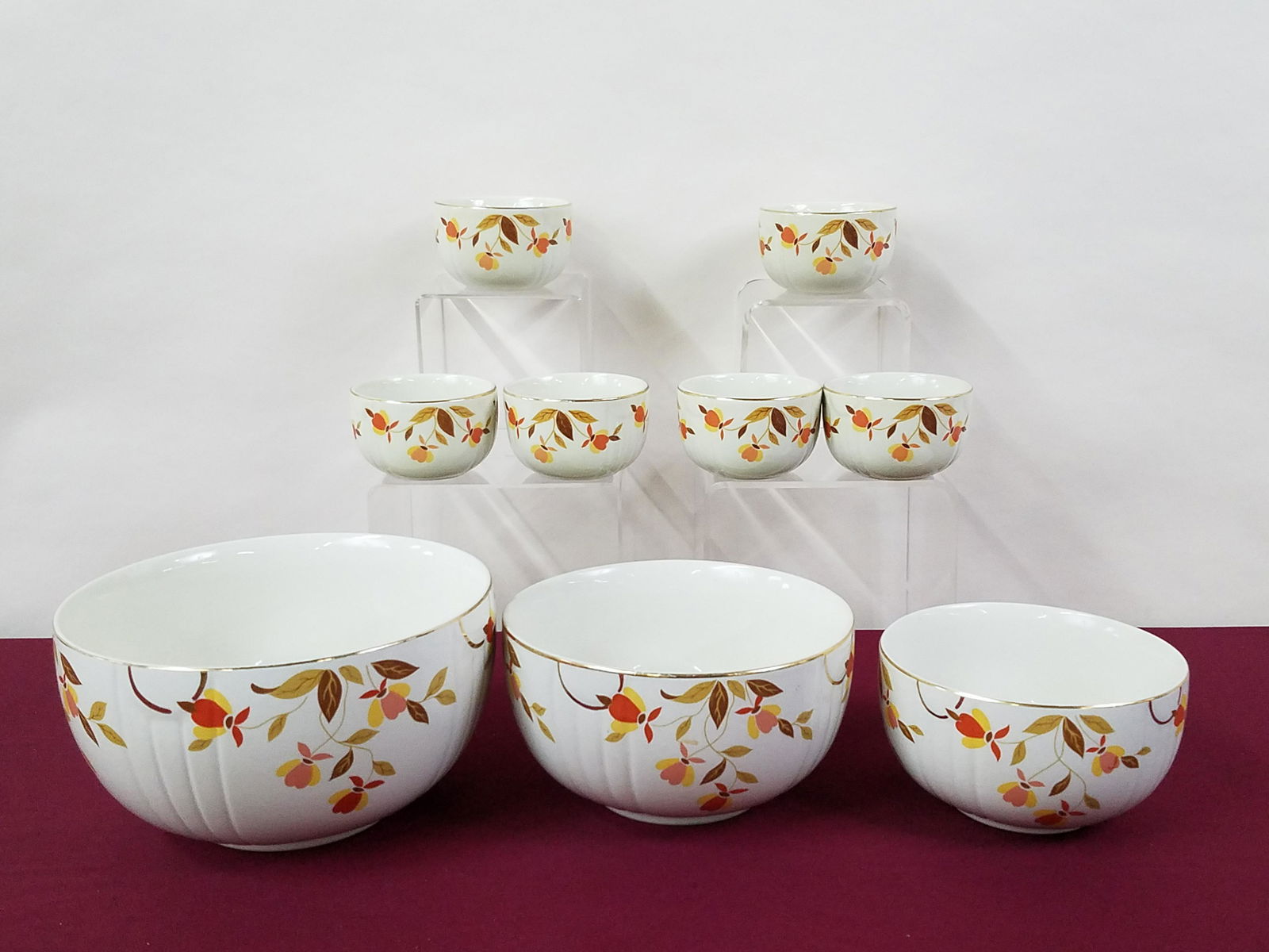 9 Pcs Hall Autumn Leaf Bowls (1 of 2)