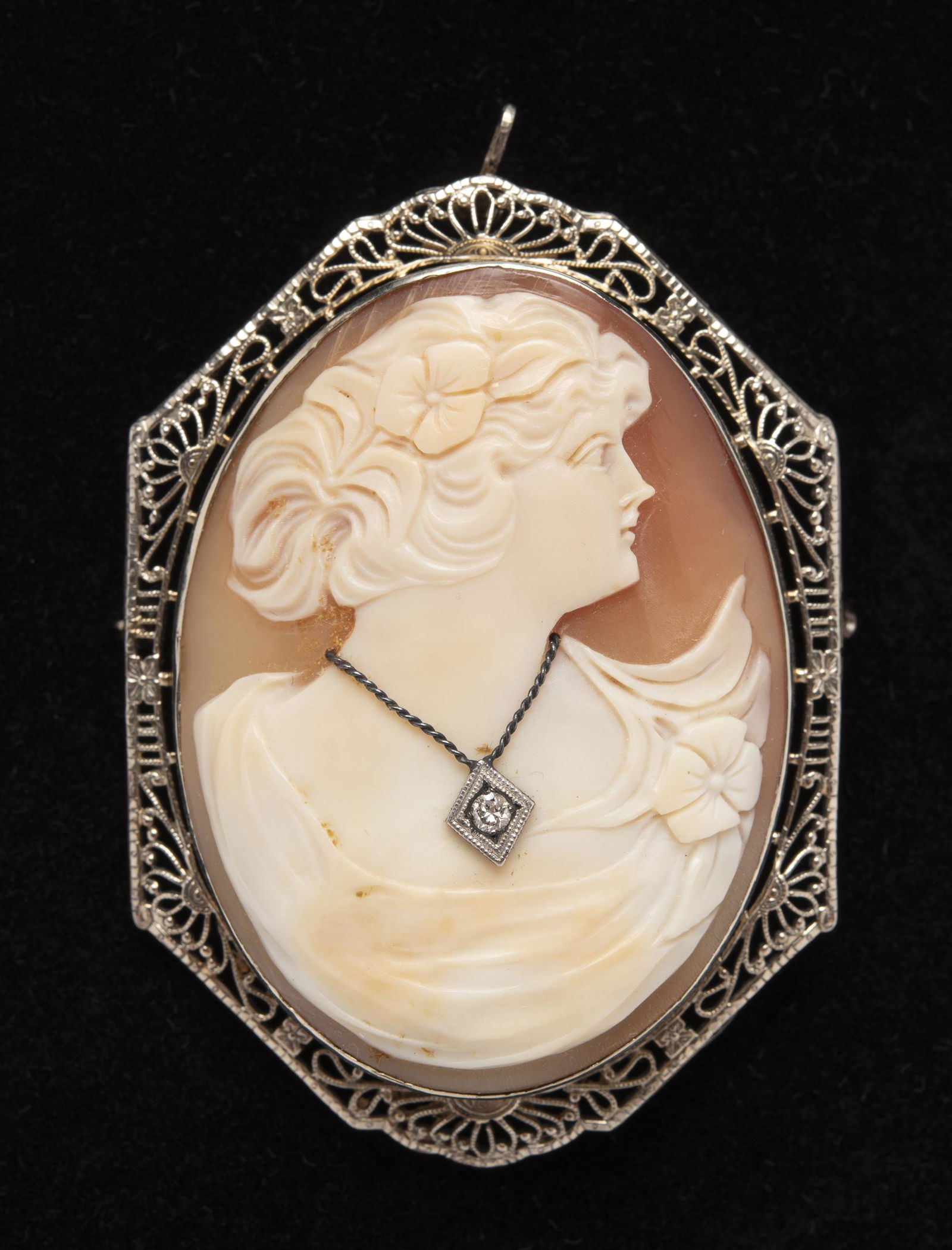 10K White Gold Shell Cameo Pendant Brooch (1 of 2)