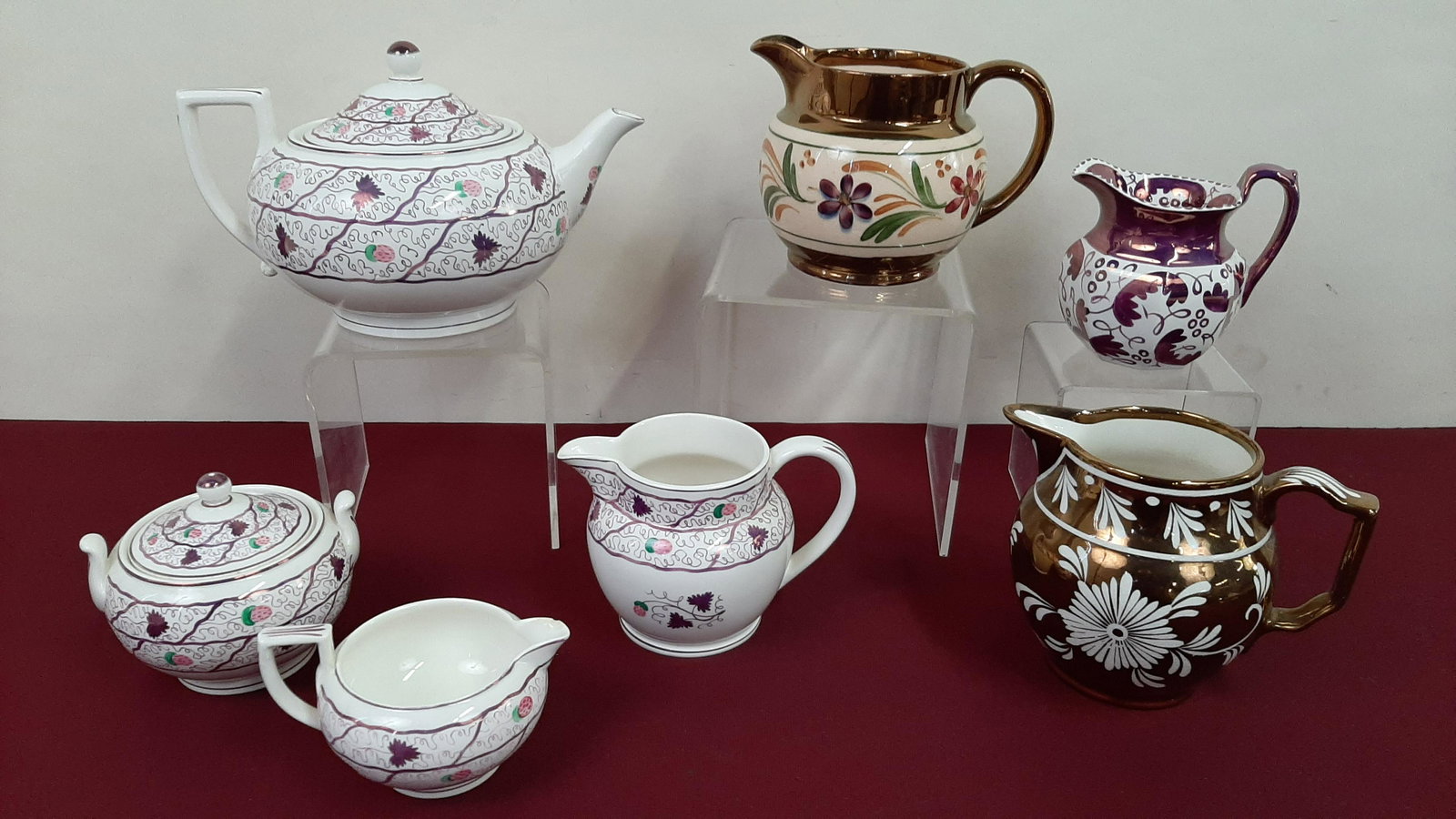 7 Pcs Lustreware: Includes Wedgwood, Wade, and Gray's Pottery. 5" to 9 1/2" wide X 3 3/4" to 7" deep X 3" to 5" high. Minor hairline cracks. IMPORTANT: Before bidding, please read the terms and conditions below. When y