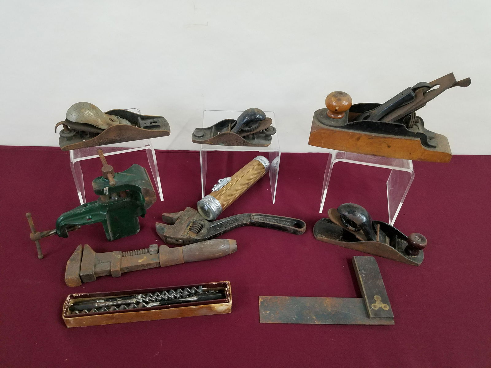 10 Vintage Tools incl Planes and Homart Flashing (1 of 9)