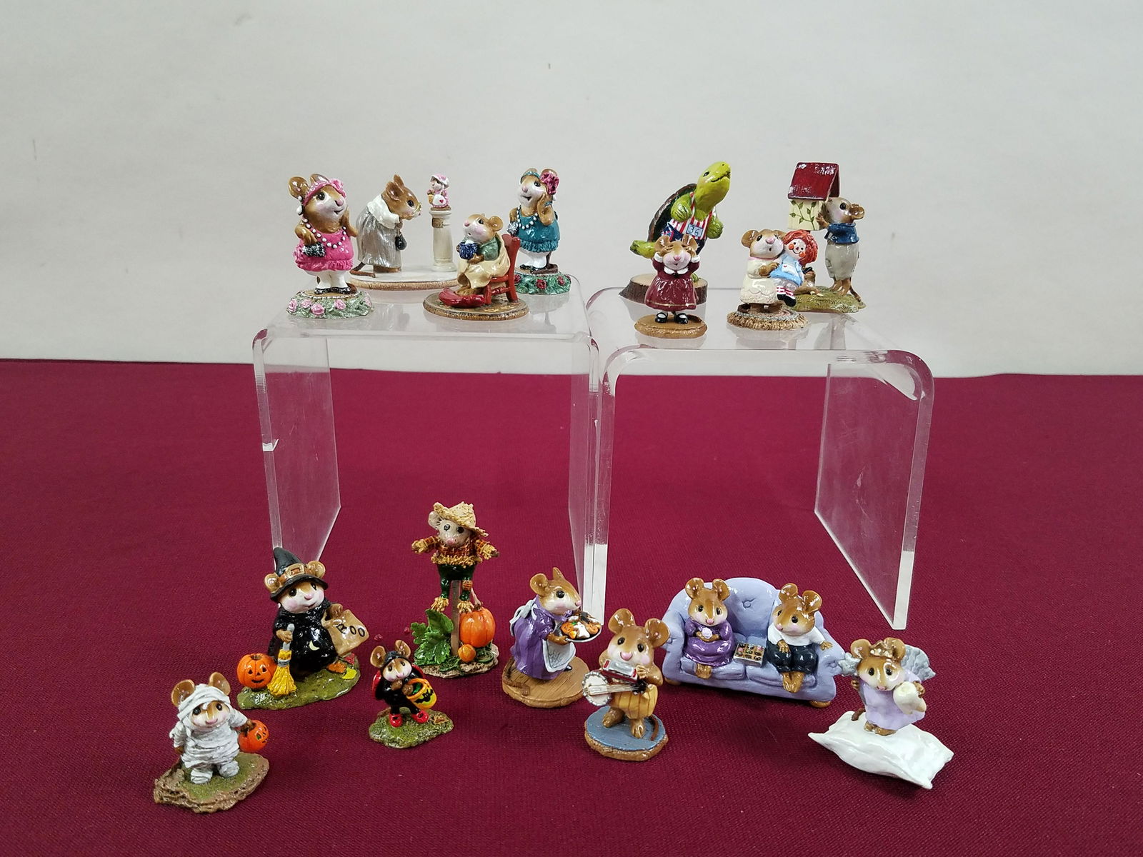 16 Wee Forest Folk Figurines (1 of 8)