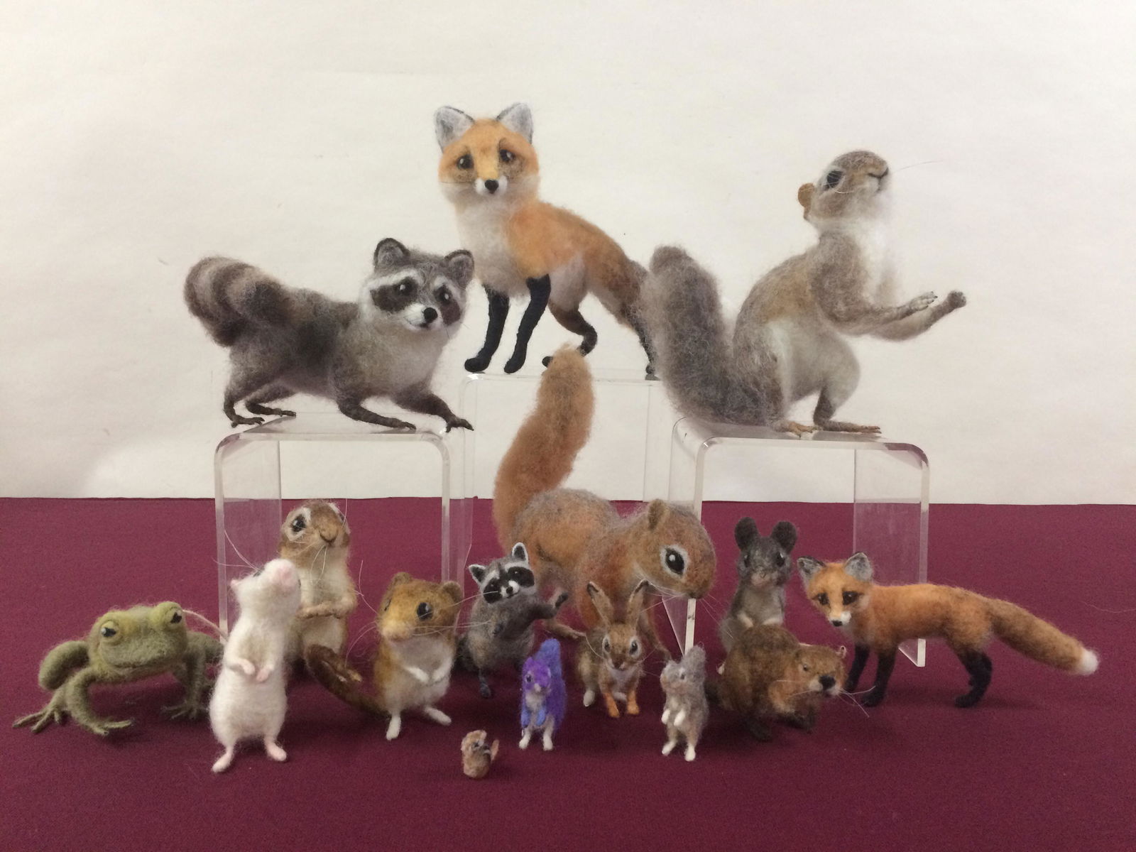 16 Pcs Hannah Stiles Needle Felted Animals (1 of 7)