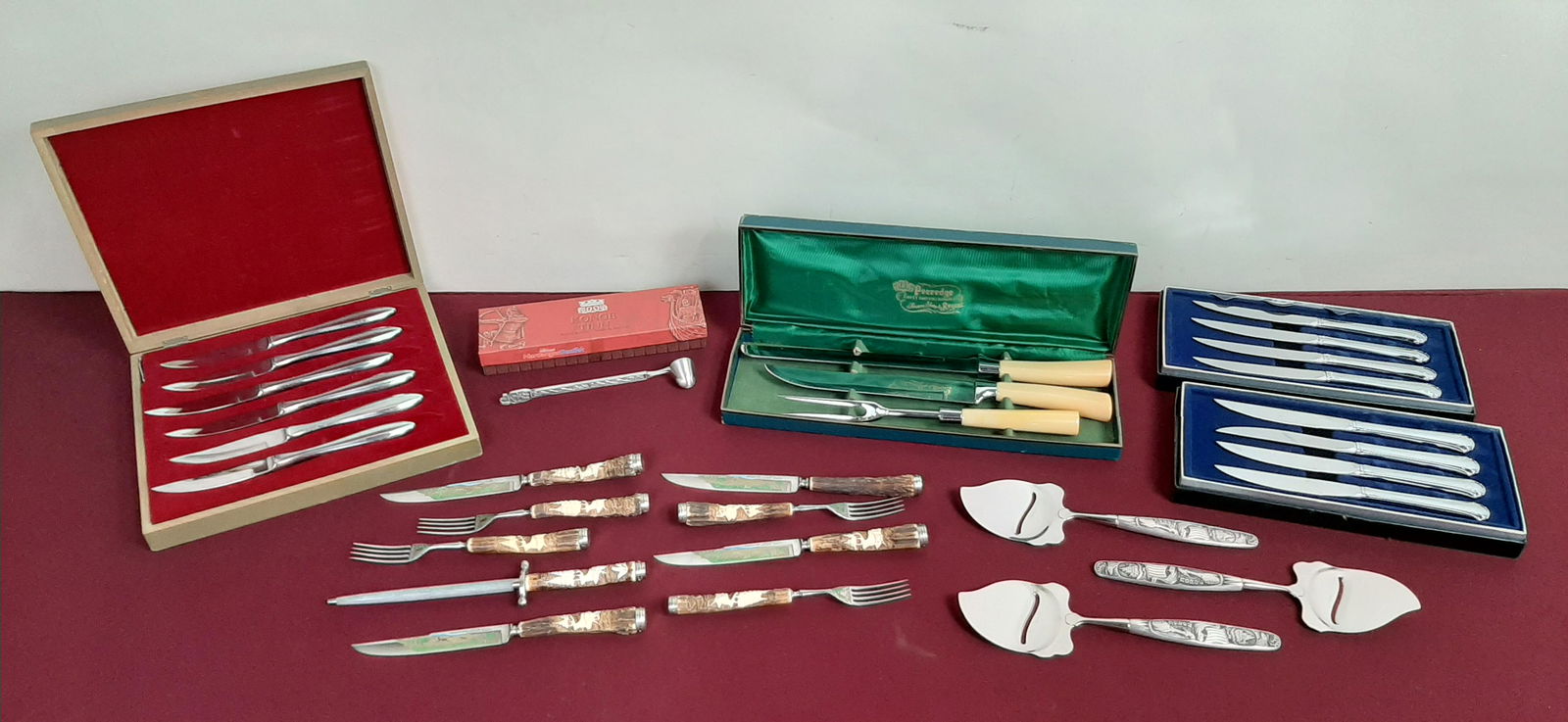 30 Pcs Carving Sets and Serving Pcs (1 of 8)