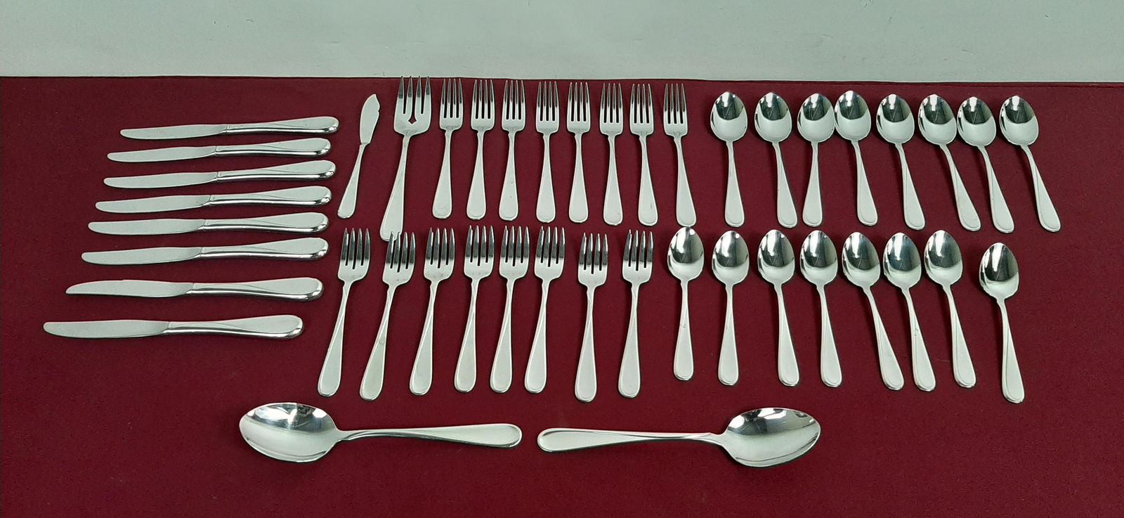 44 Pcs Oneida Flatware (1 of 3)