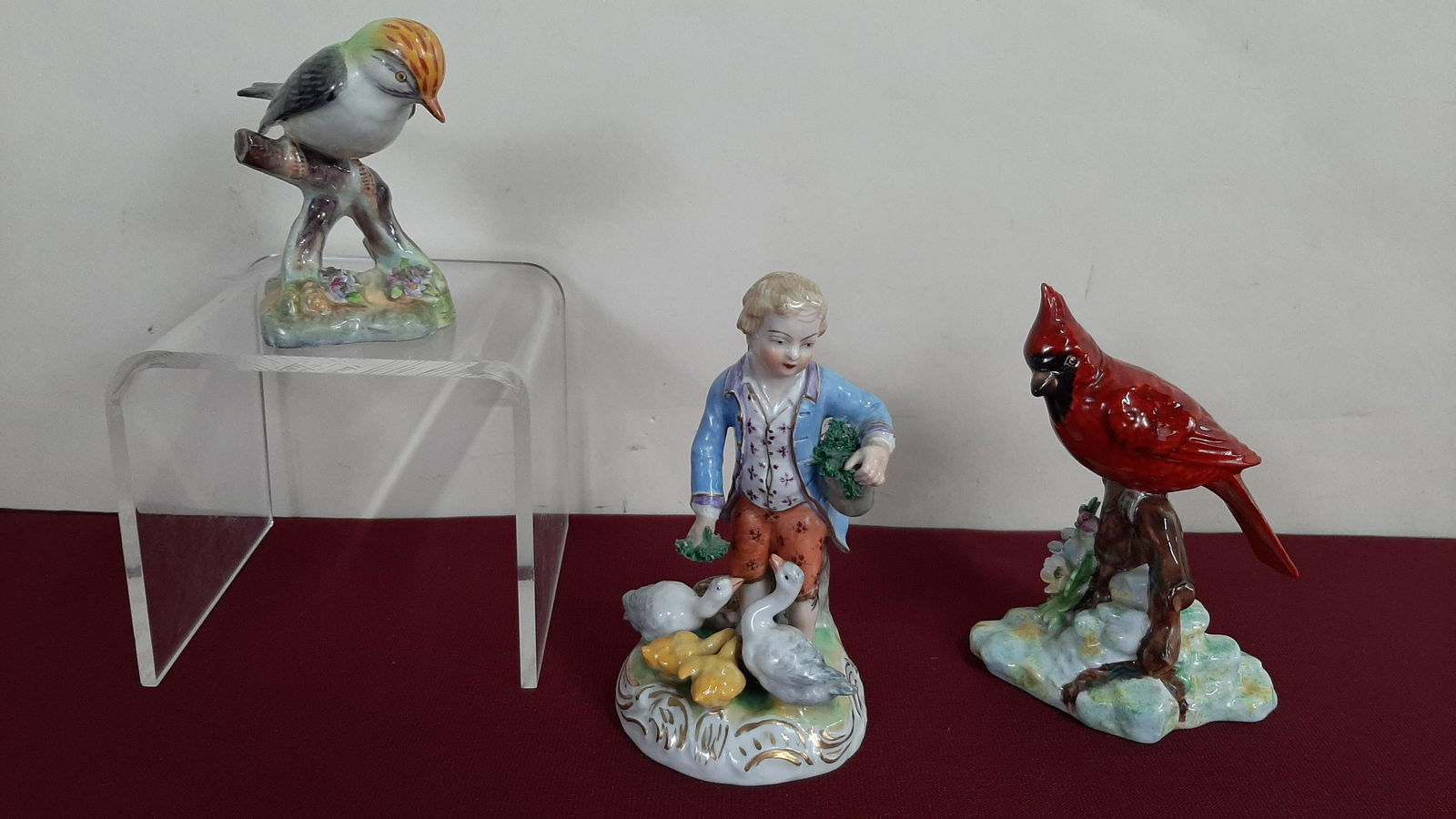 3 Porcelain Figures incl. Dresden (1 of 8)