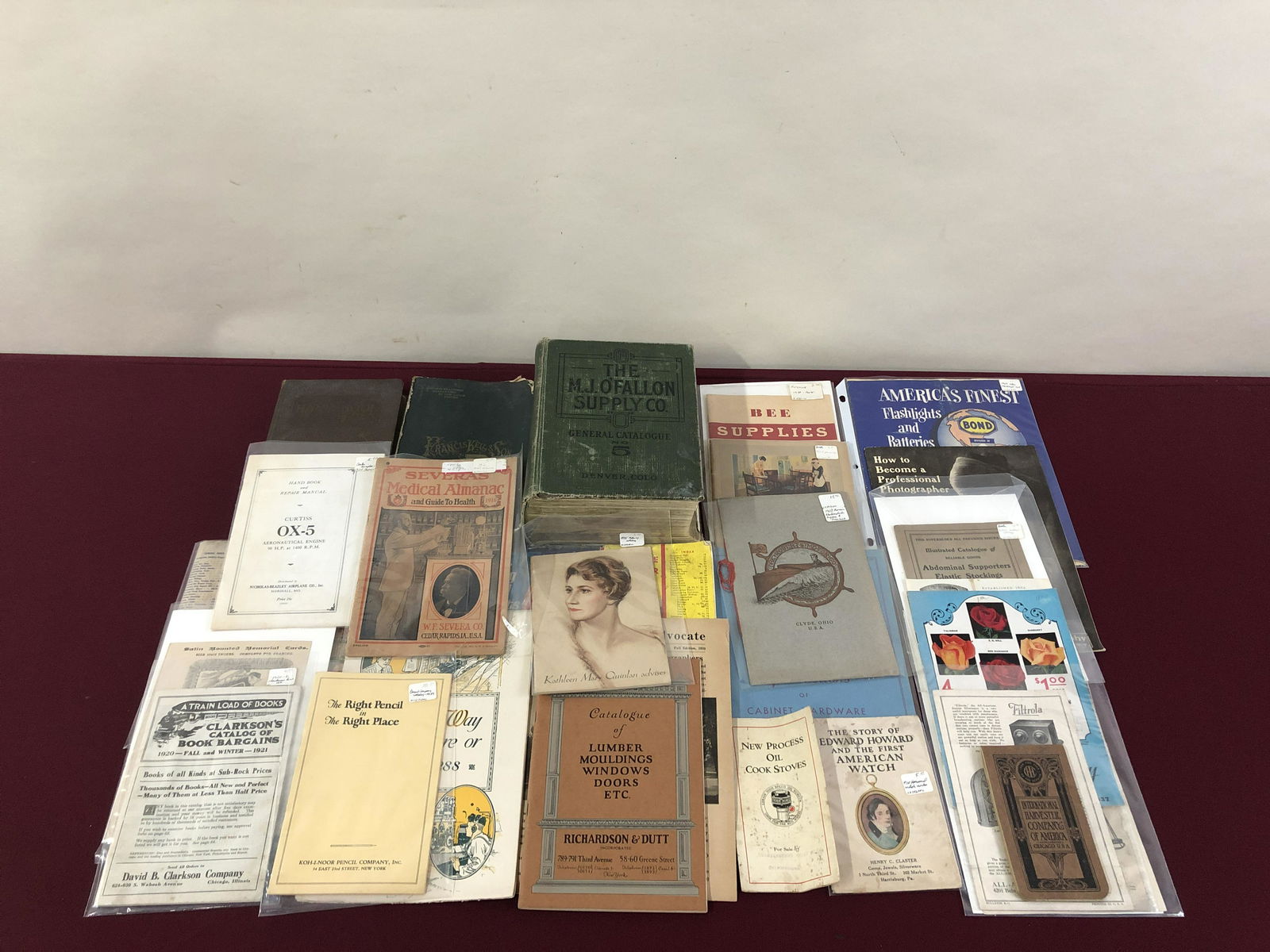 Large Group of Manuals, Catalogs & Pamphlets (1 of 7)