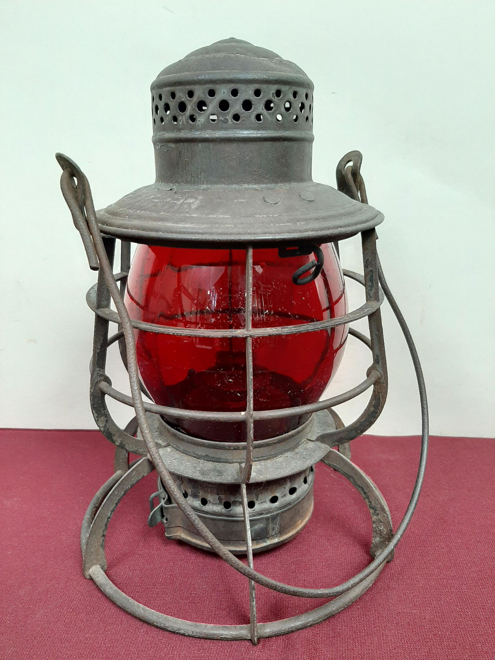 Pennsylvania & Reading Railroad Lantern (1 of 5)