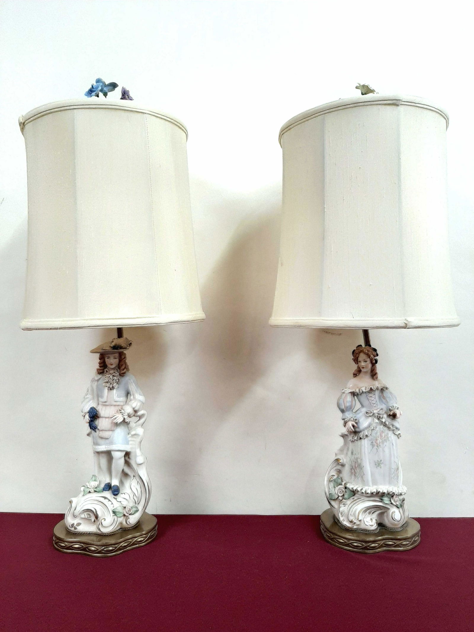 Pr Figural Porcelain Lamps (1 of 6)
