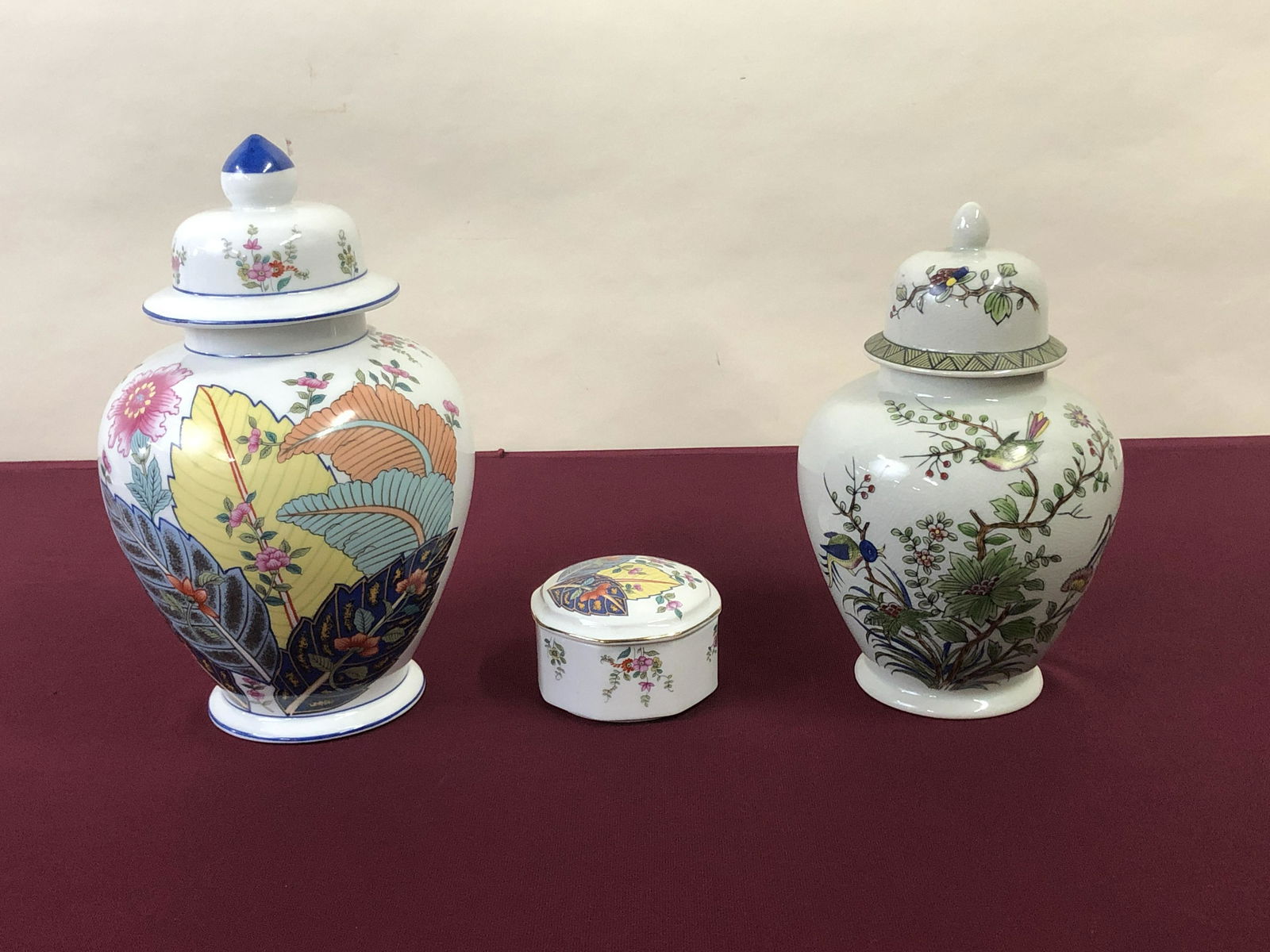 3 Pcs Asian Style Ceramics (1 of 7)