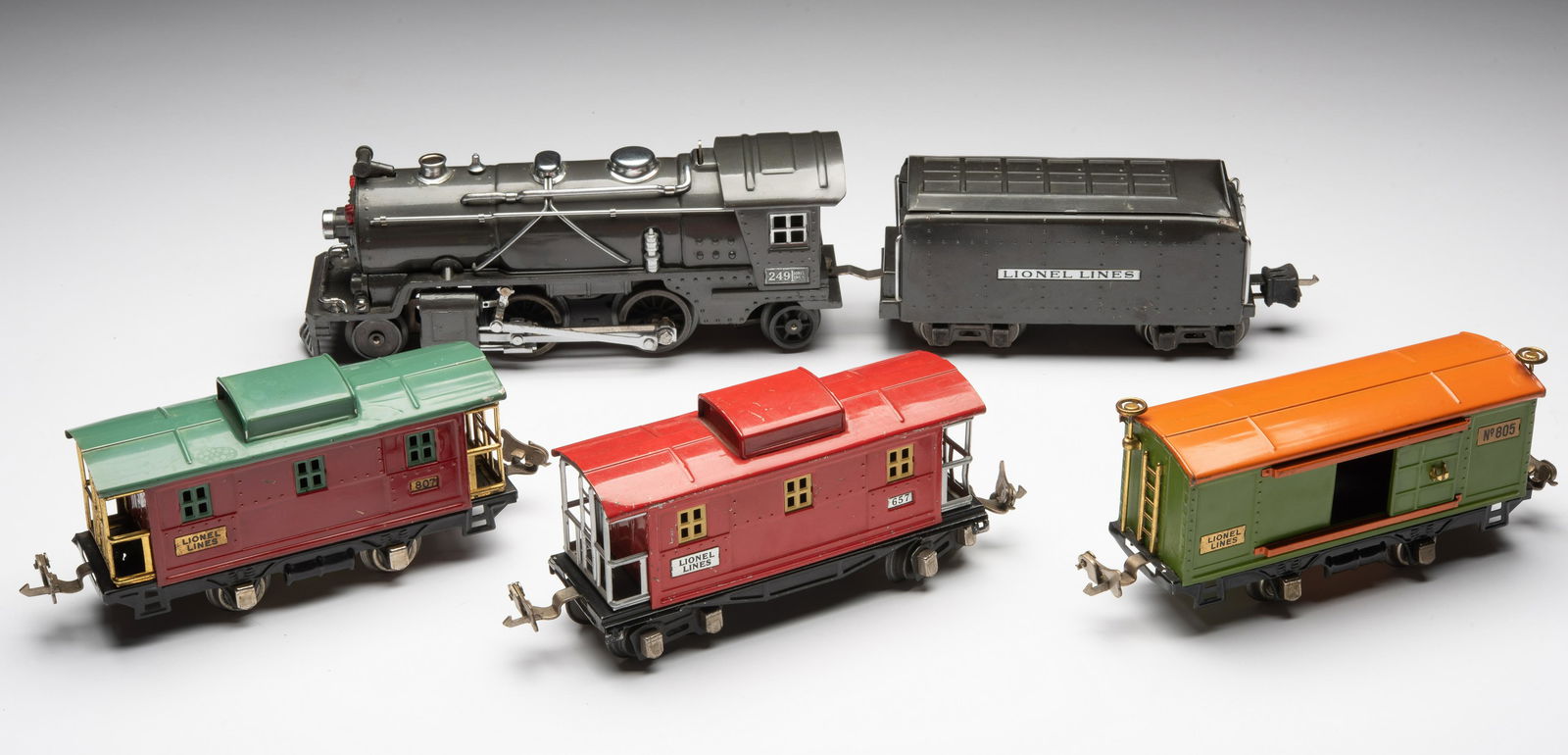 5 Pc Lionel Lines Passenger Train (1 of 10)