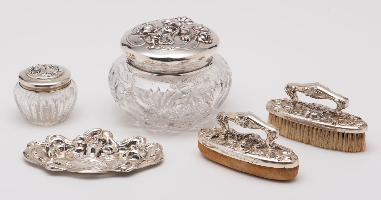 5 Kerr & Co. Sterling Dresser Articles (1 of 11)