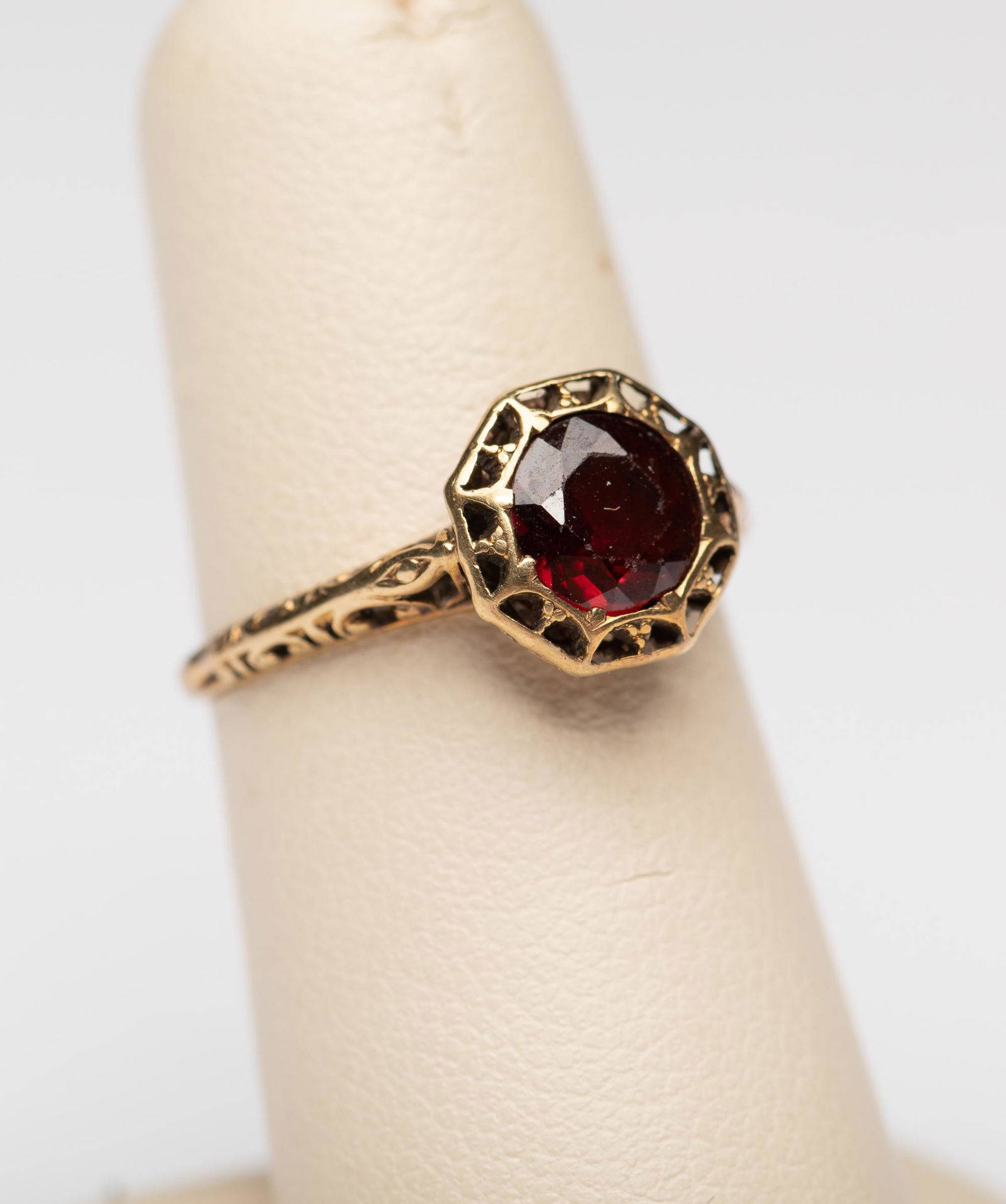 14k Garnet Ring (1 of 4)