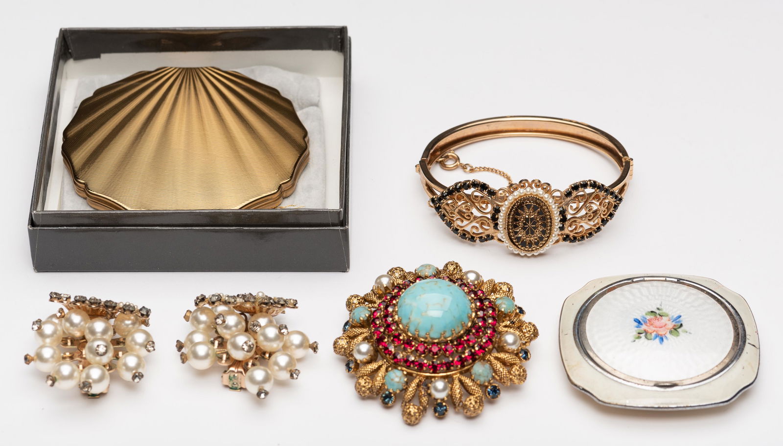 5 Pcs Costume Jewelry (1 of 7)