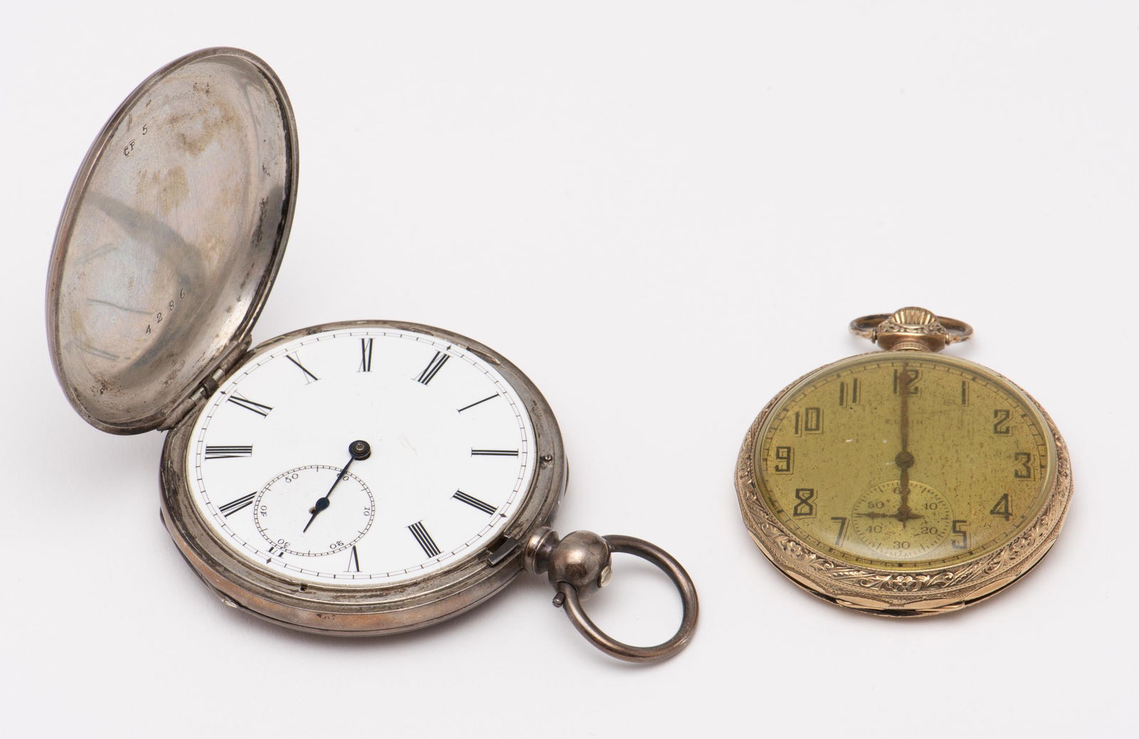 2 Parts Pocket Watches (1 of 8)