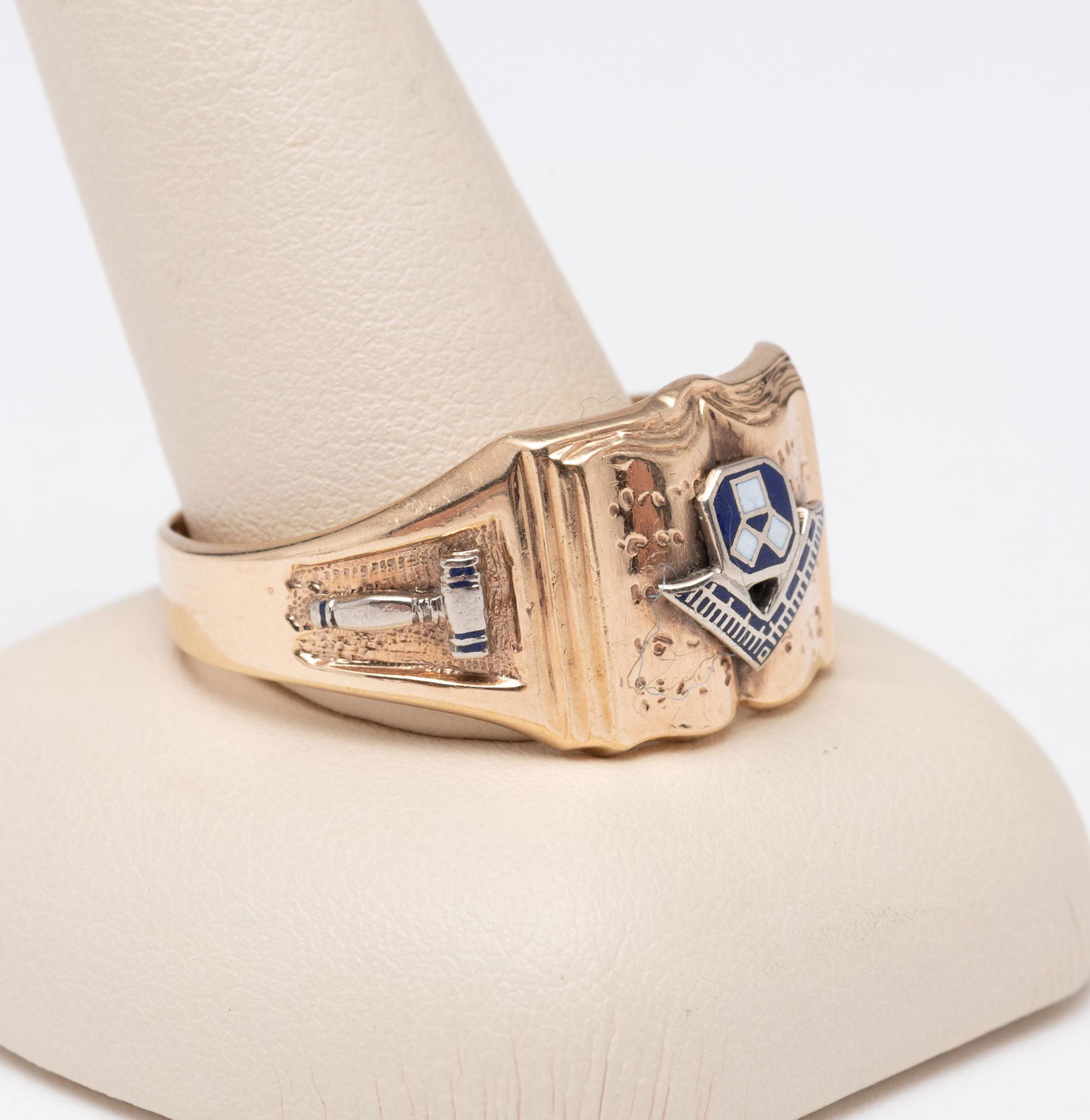 10k Masonic Ring (1 of 5)