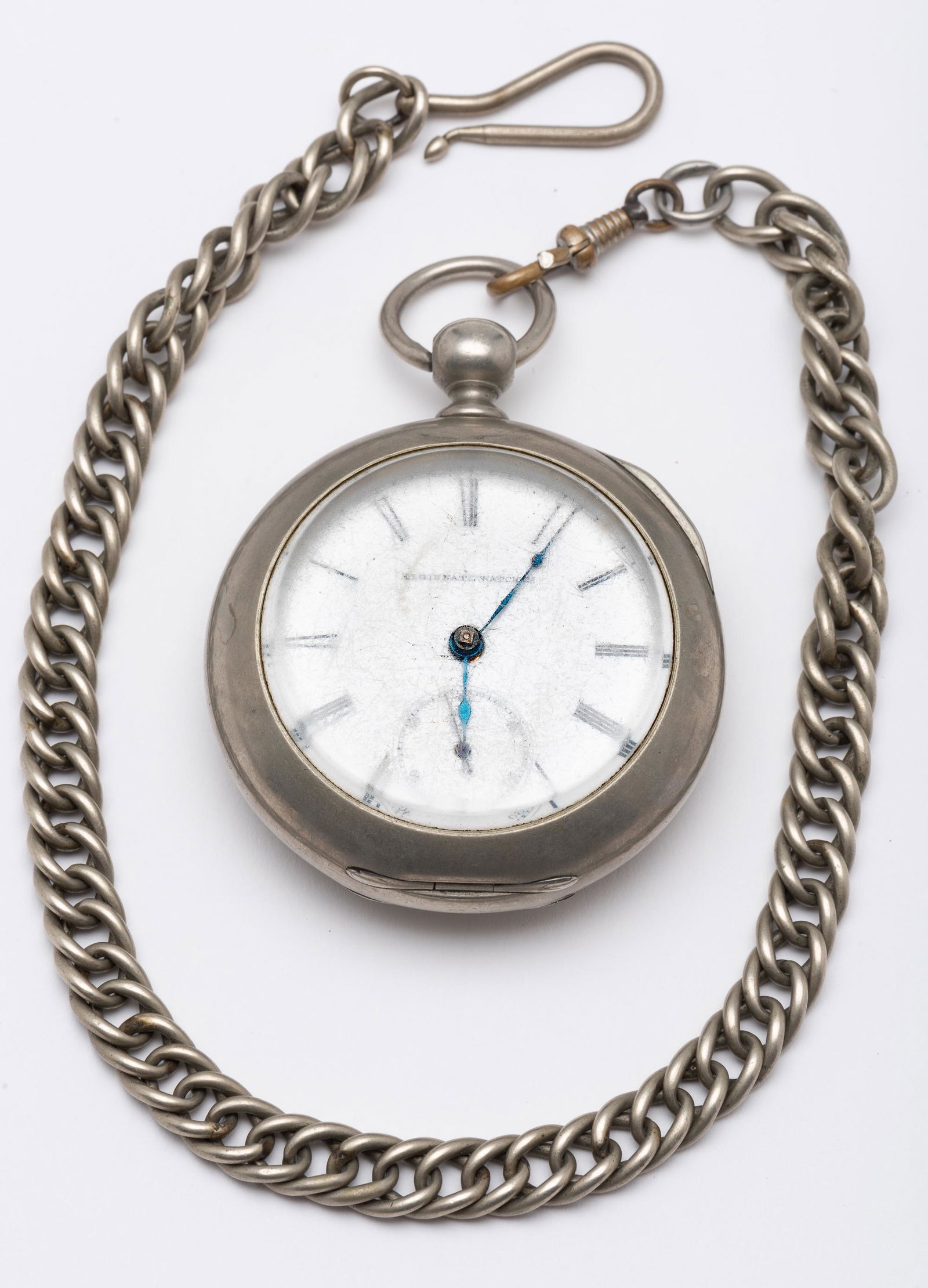 Elgin National Watch Co. Pocket Watch: Key wind. Case size 16. Not running. With 15-1/2" watch chain. IMPORTANT: Before bidding, please read the terms and conditions below. When you registered for the auction you agreed to these terms and