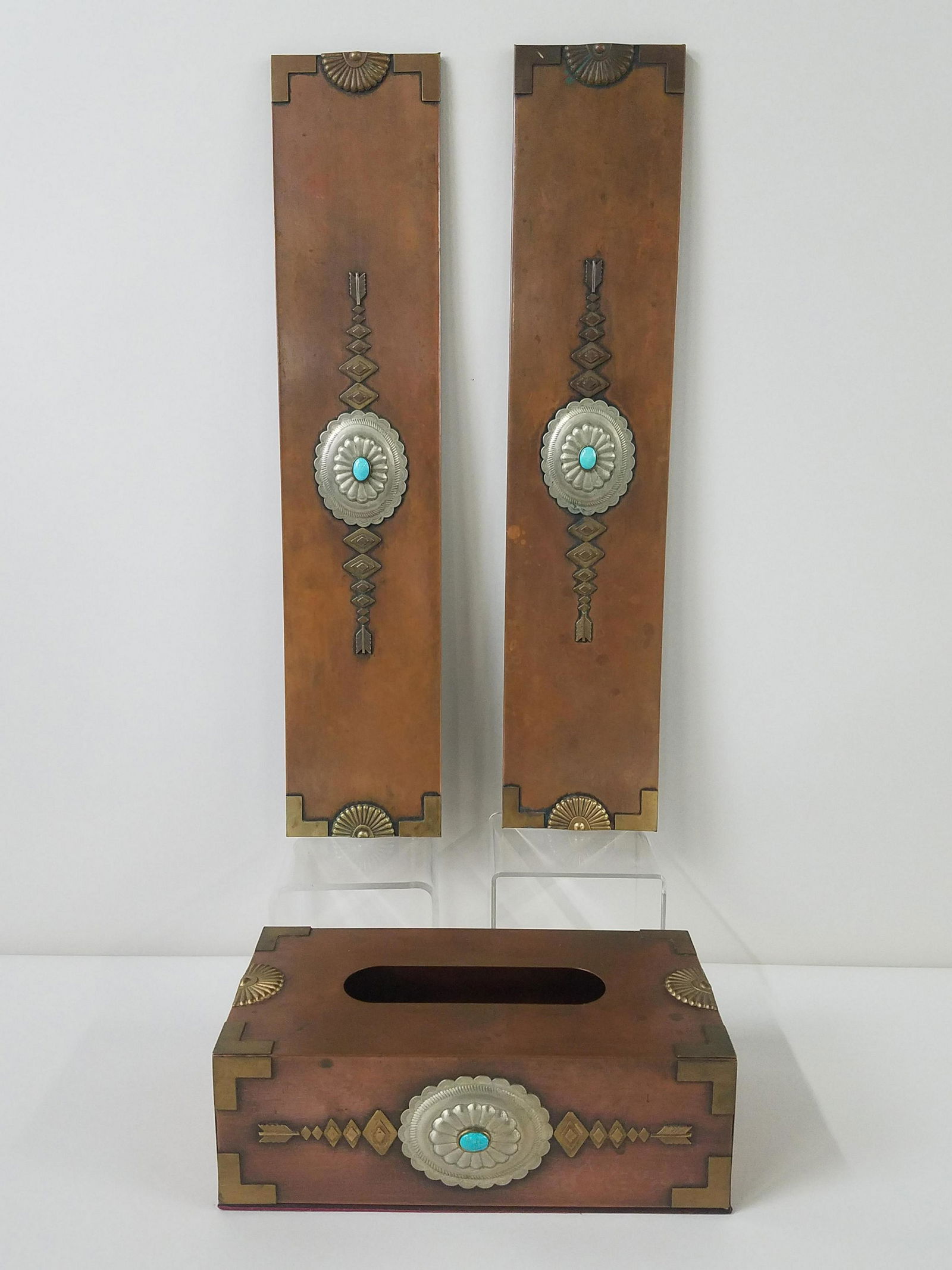 Southwestern Tissue Box Holder and Blotter Edges (1 of 2)