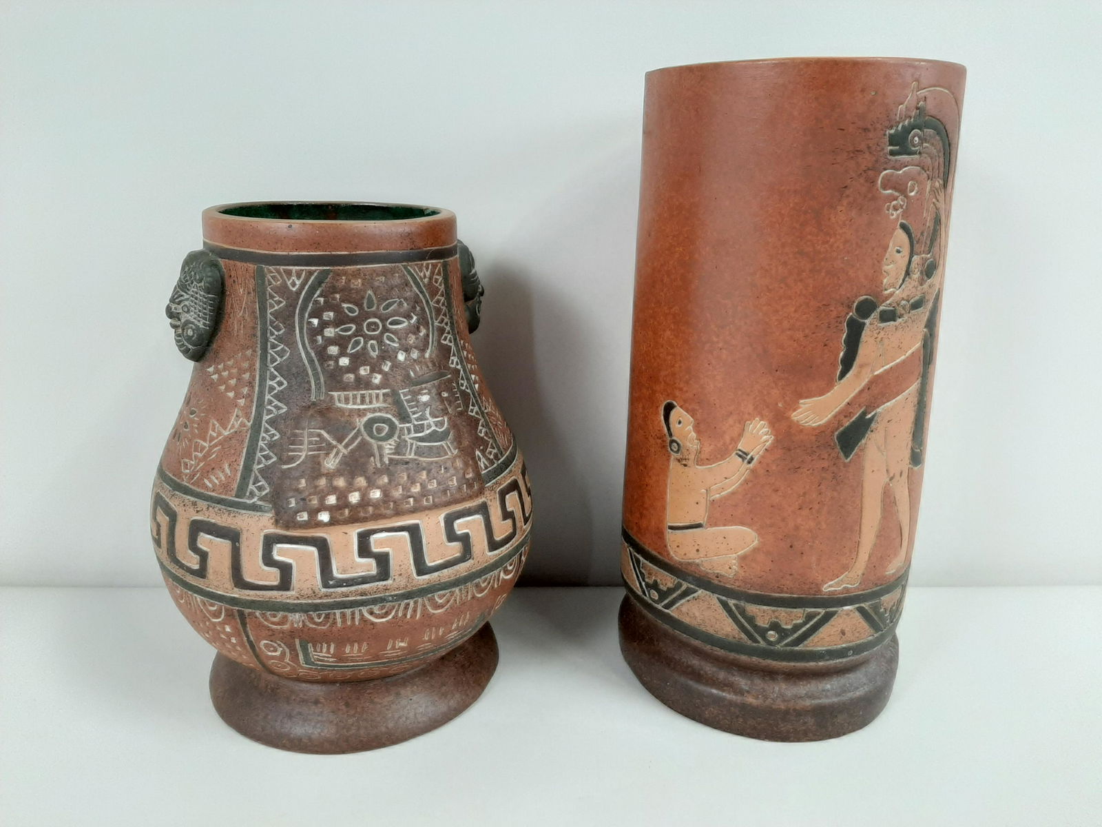 2 Pcs Mesoamerican Style Pottery (1 of 3)