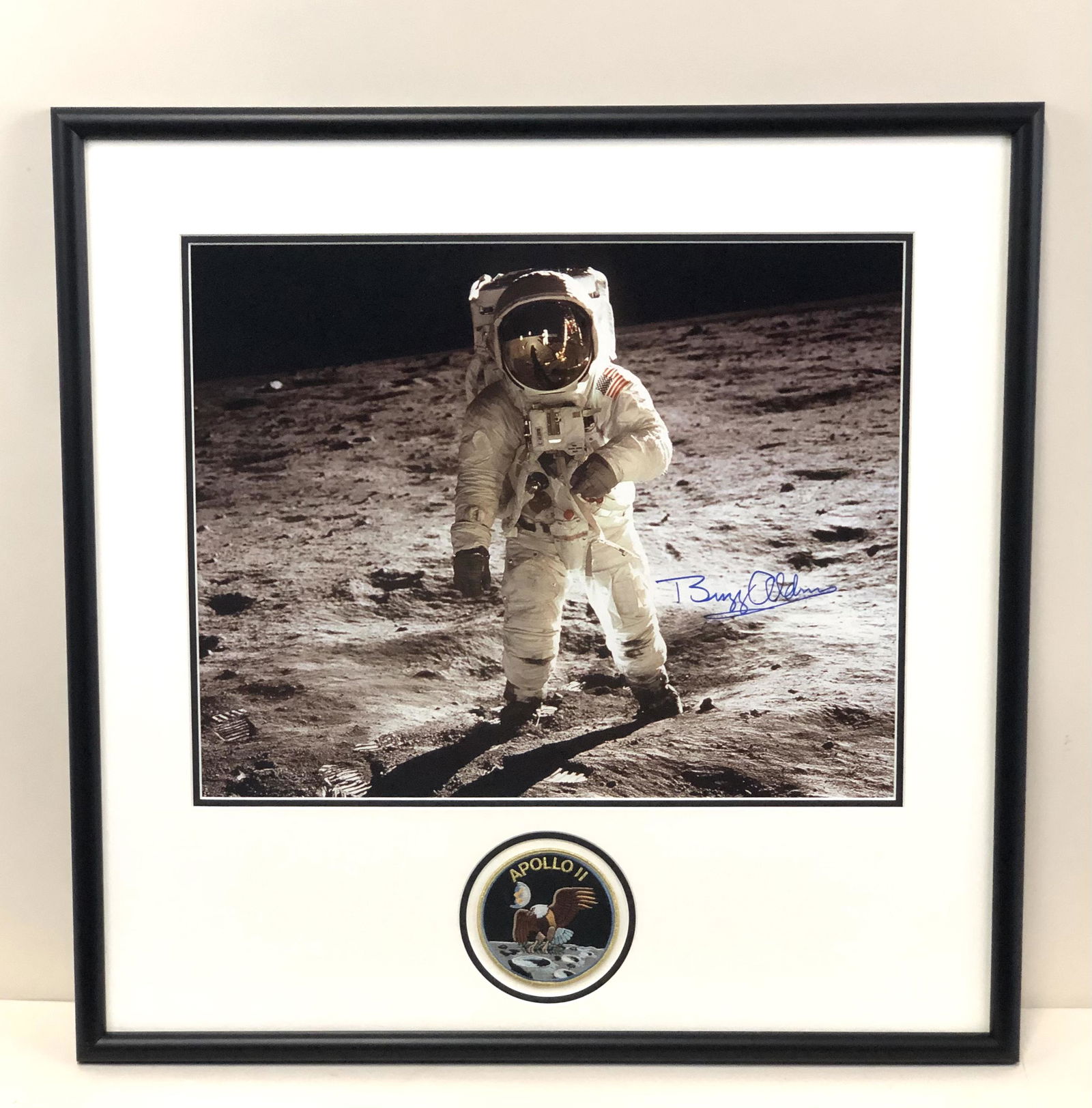 Buzz Aldrin Autograph (1 of 5)